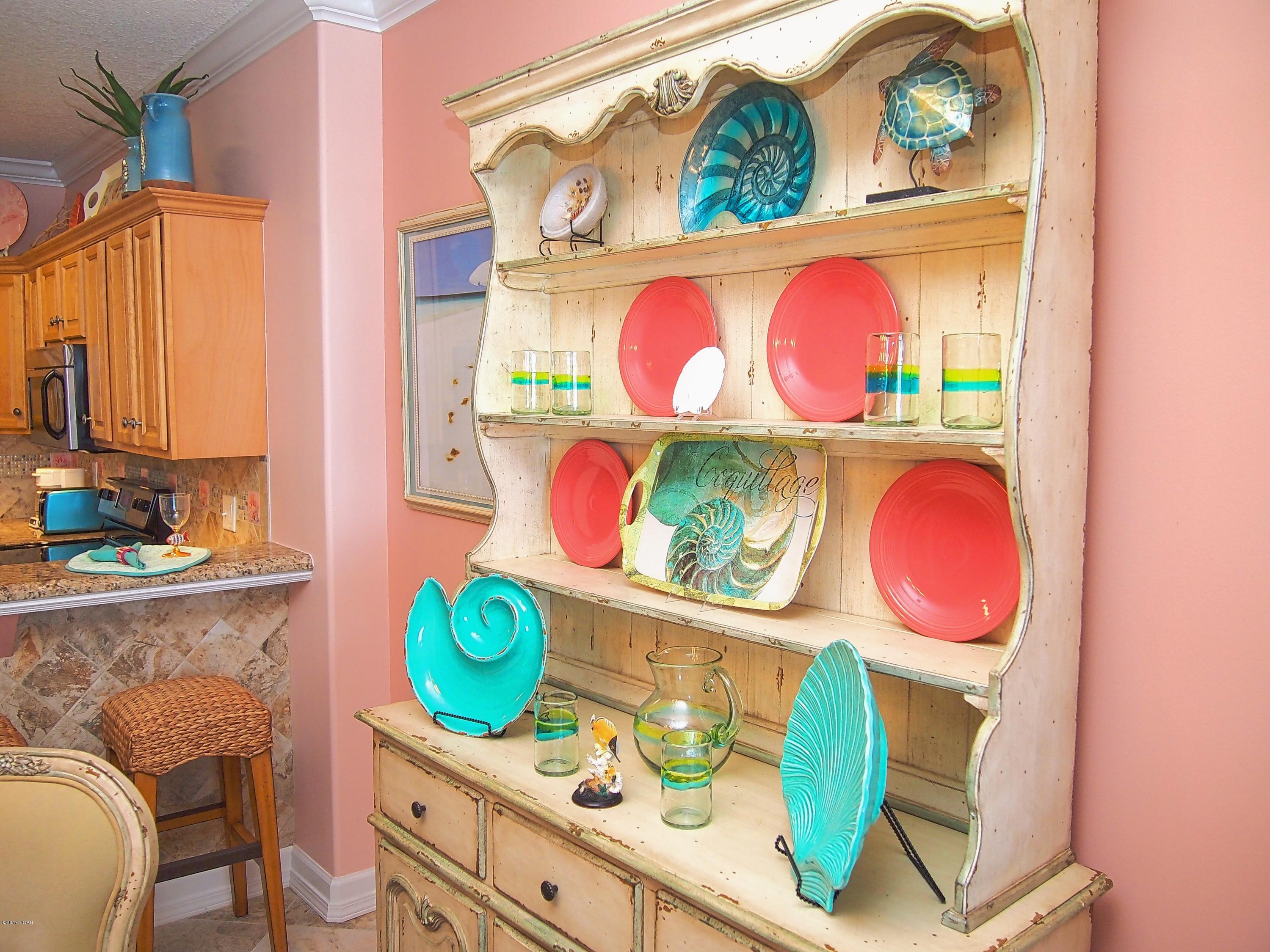 Tropic Winds - Residential