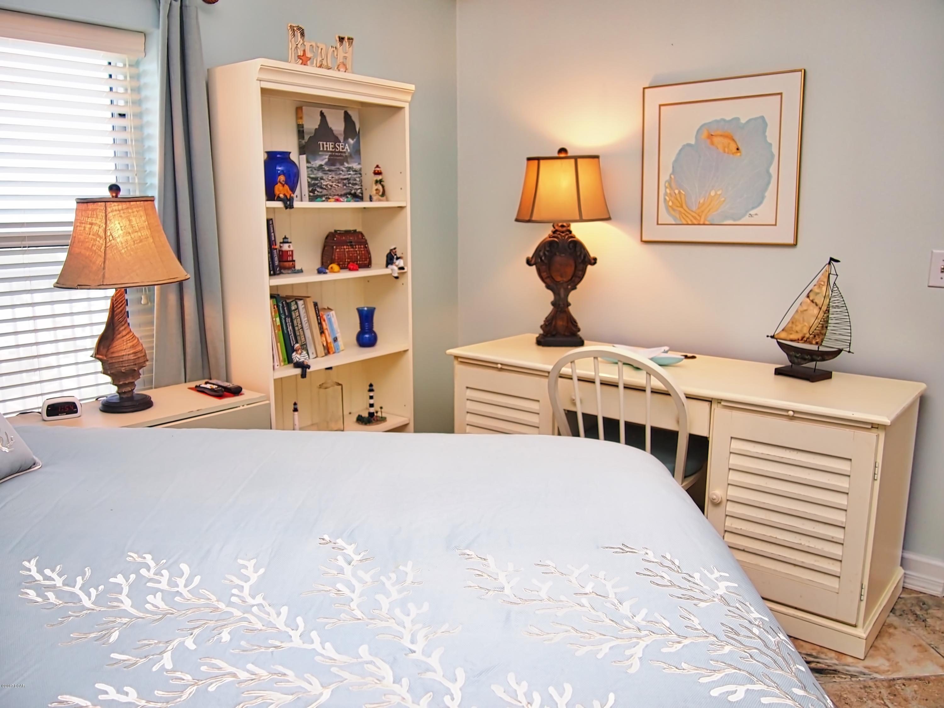 Tropic Winds - Residential