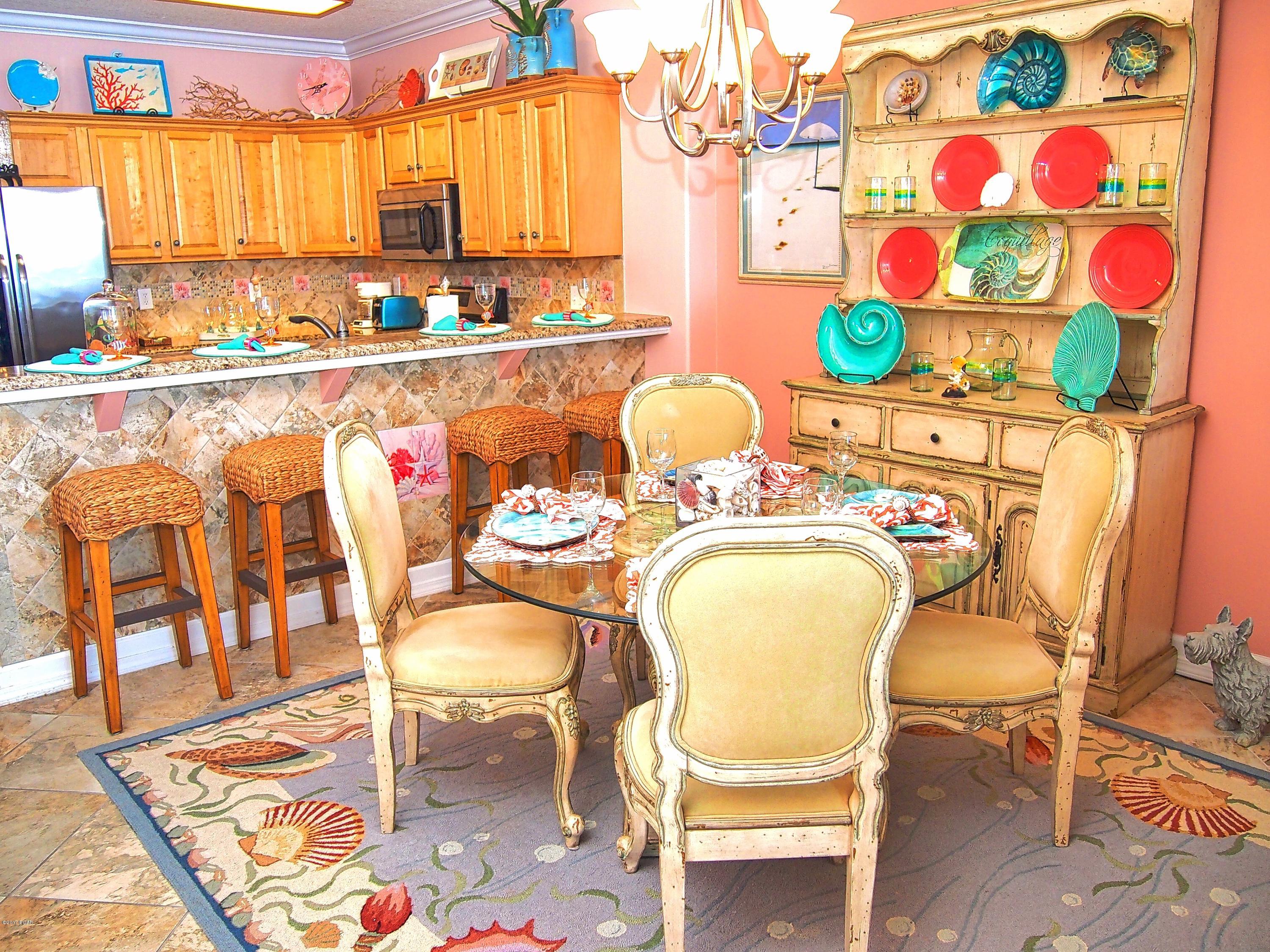 Tropic Winds - Residential