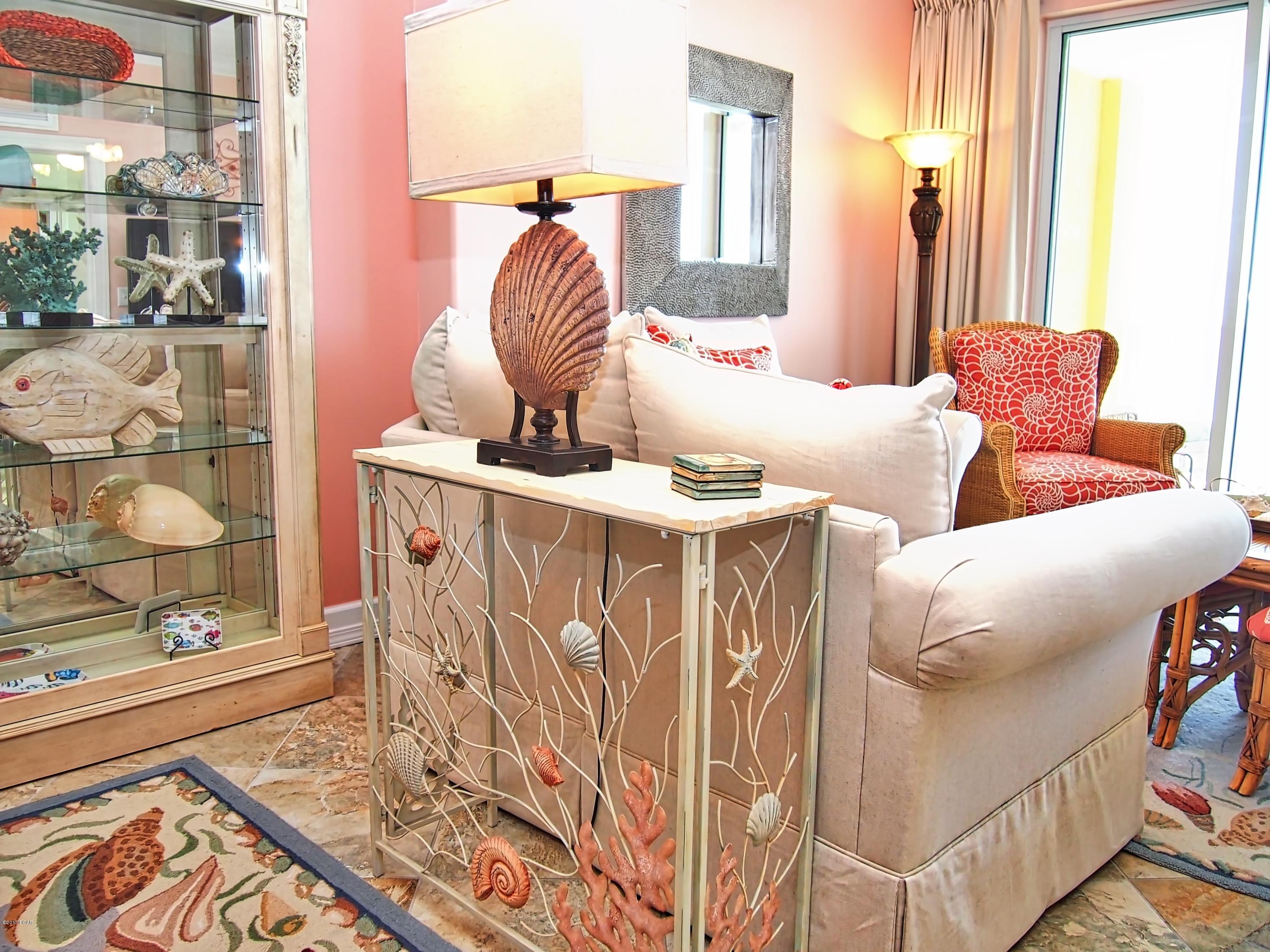 Tropic Winds - Residential