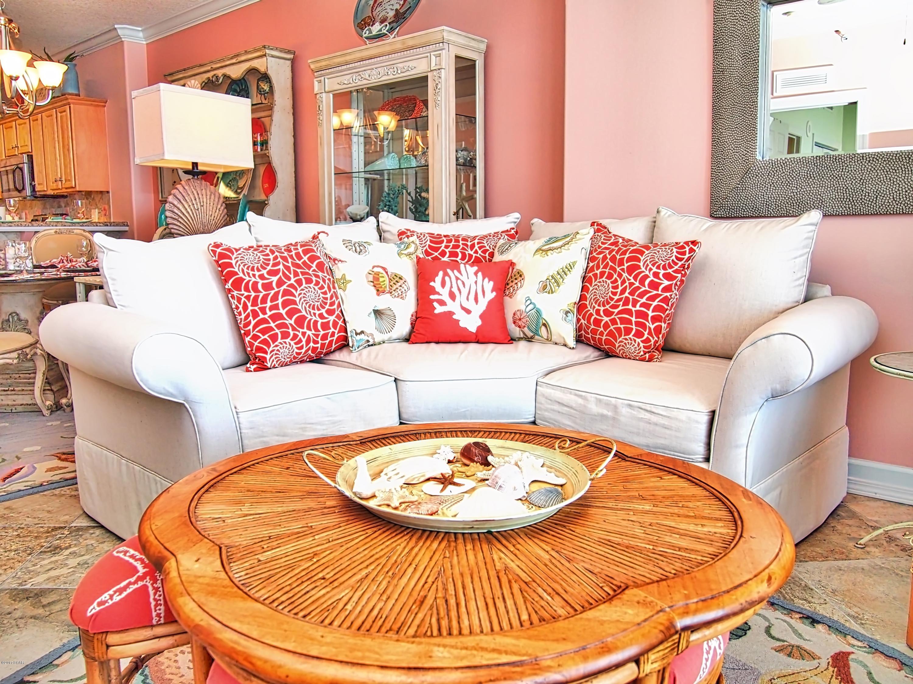 Tropic Winds - Residential