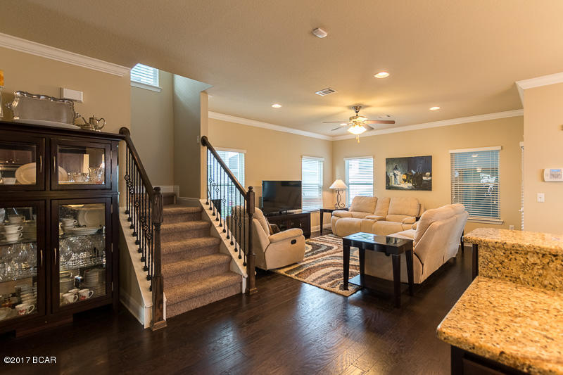 Magnolia Bay Club - Residential