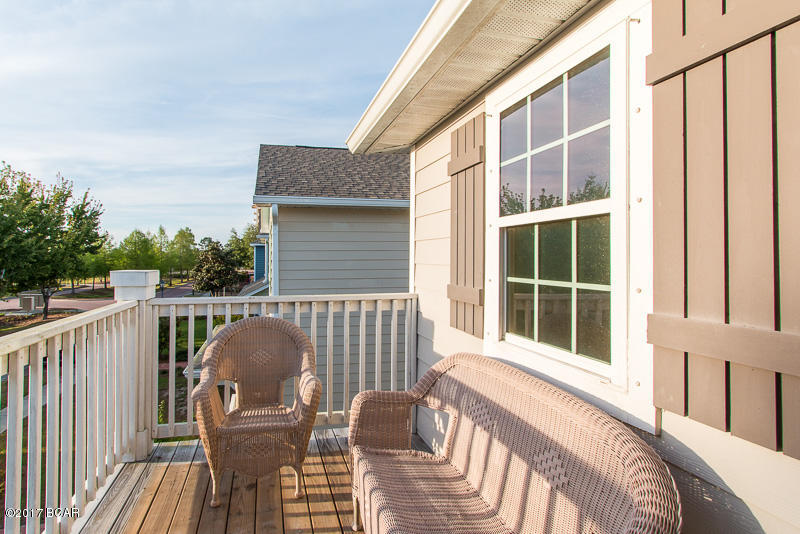 Magnolia Bay Club - Residential