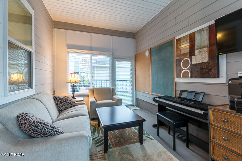 Magnolia Bay Club - Residential