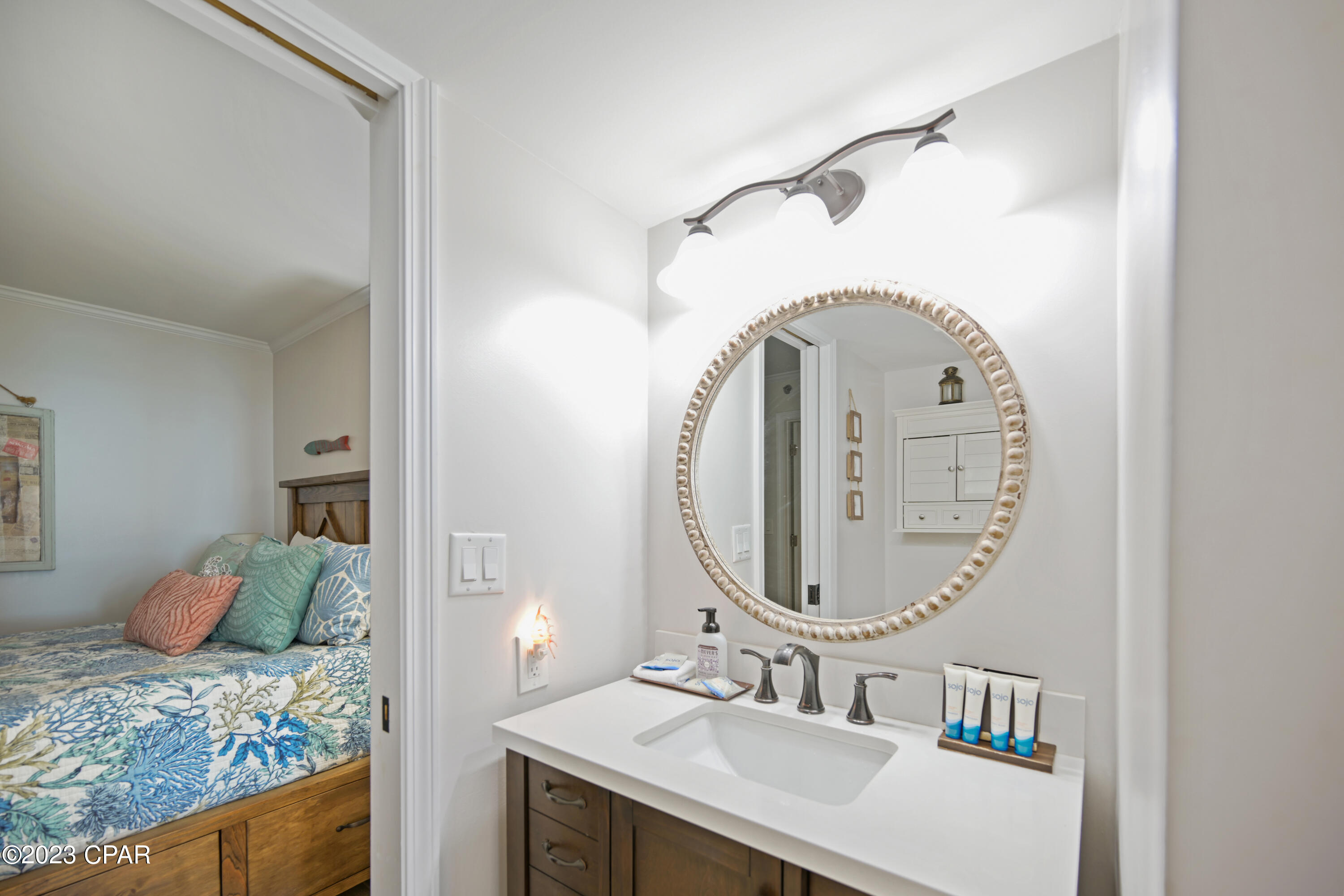 Sunbird Condo - Residential