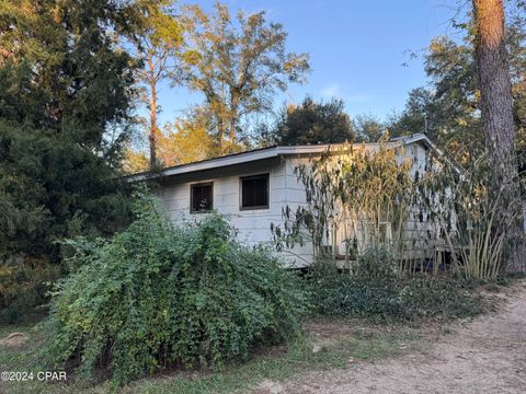 A home in Chipley