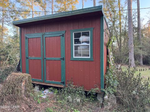 A home in Chipley