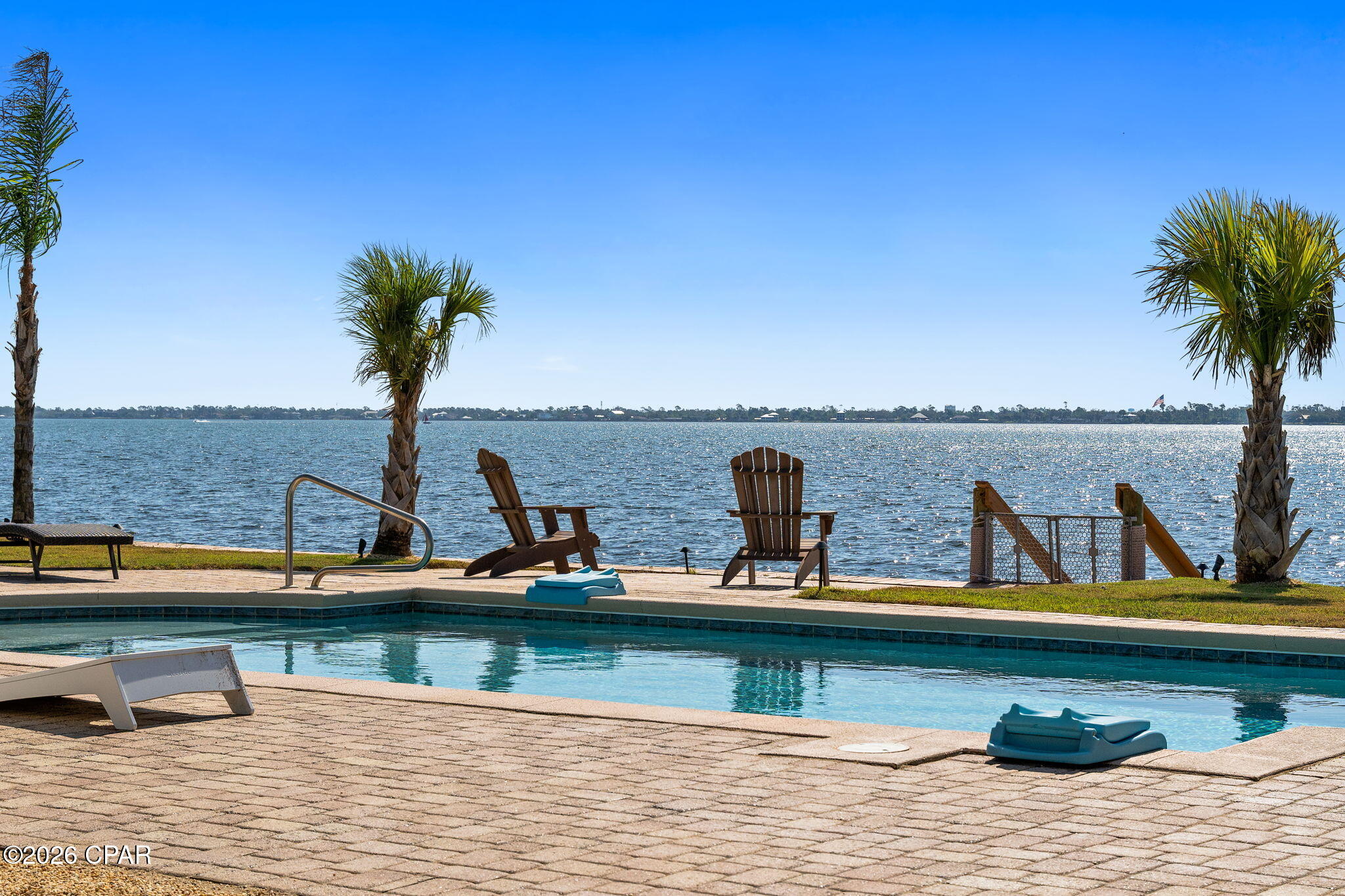 Dolphin Bay - Residential