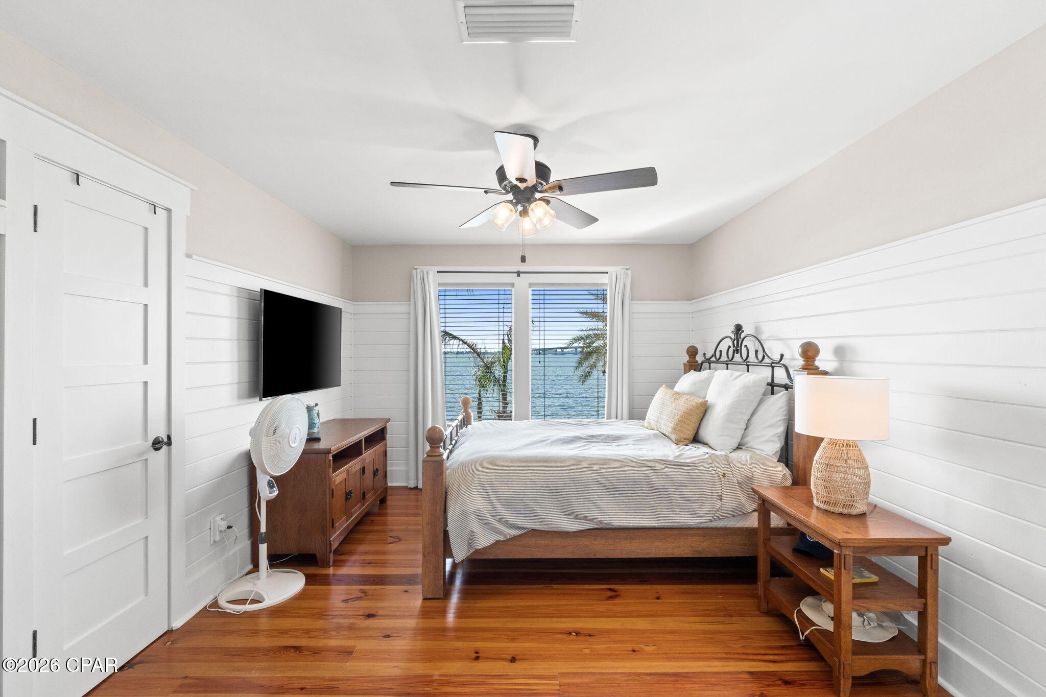 Dolphin Bay - Residential