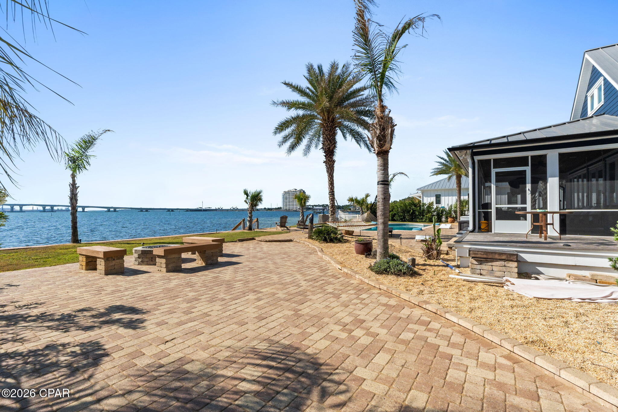 Dolphin Bay - Residential