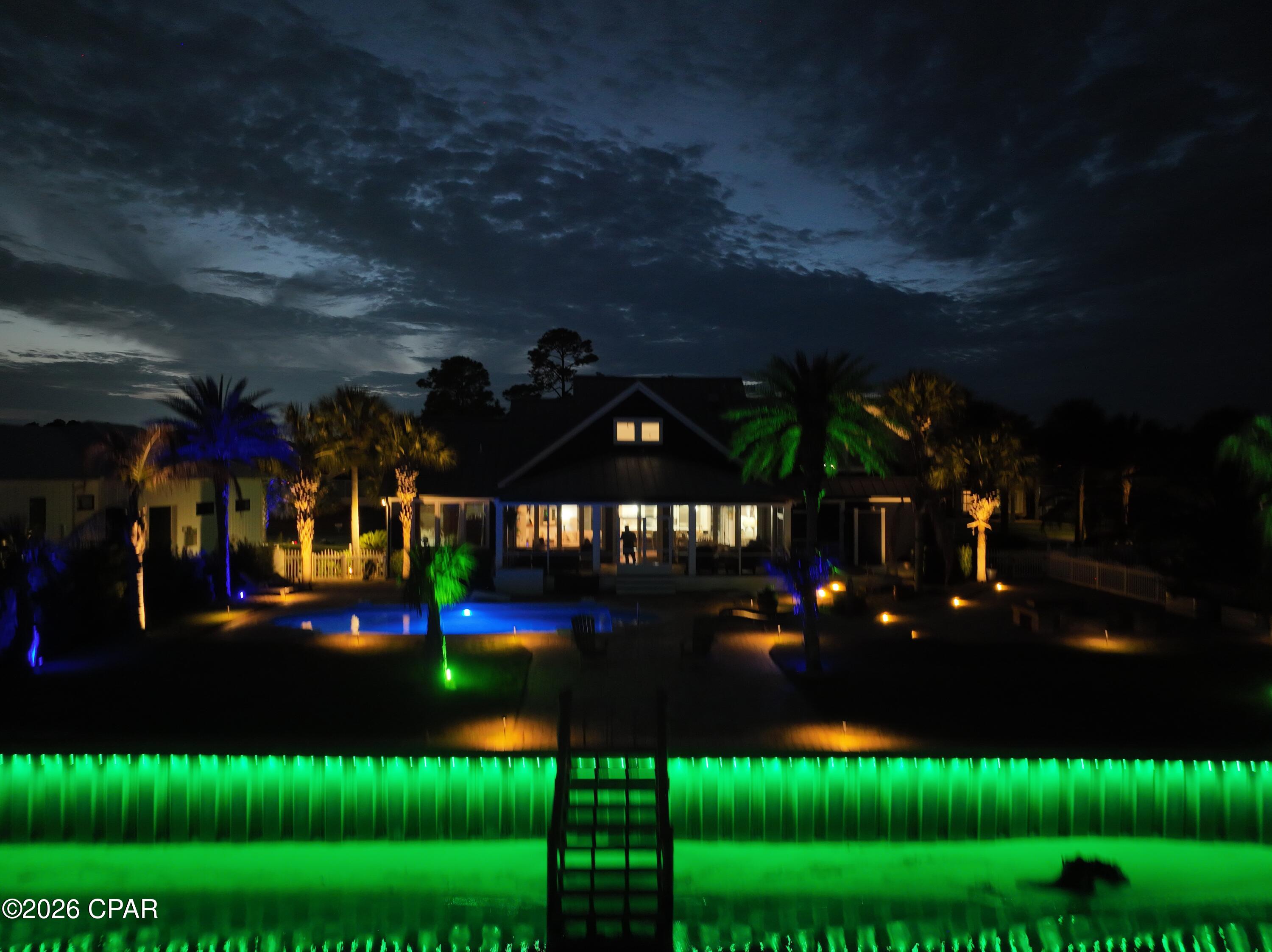 Dolphin Bay - Residential