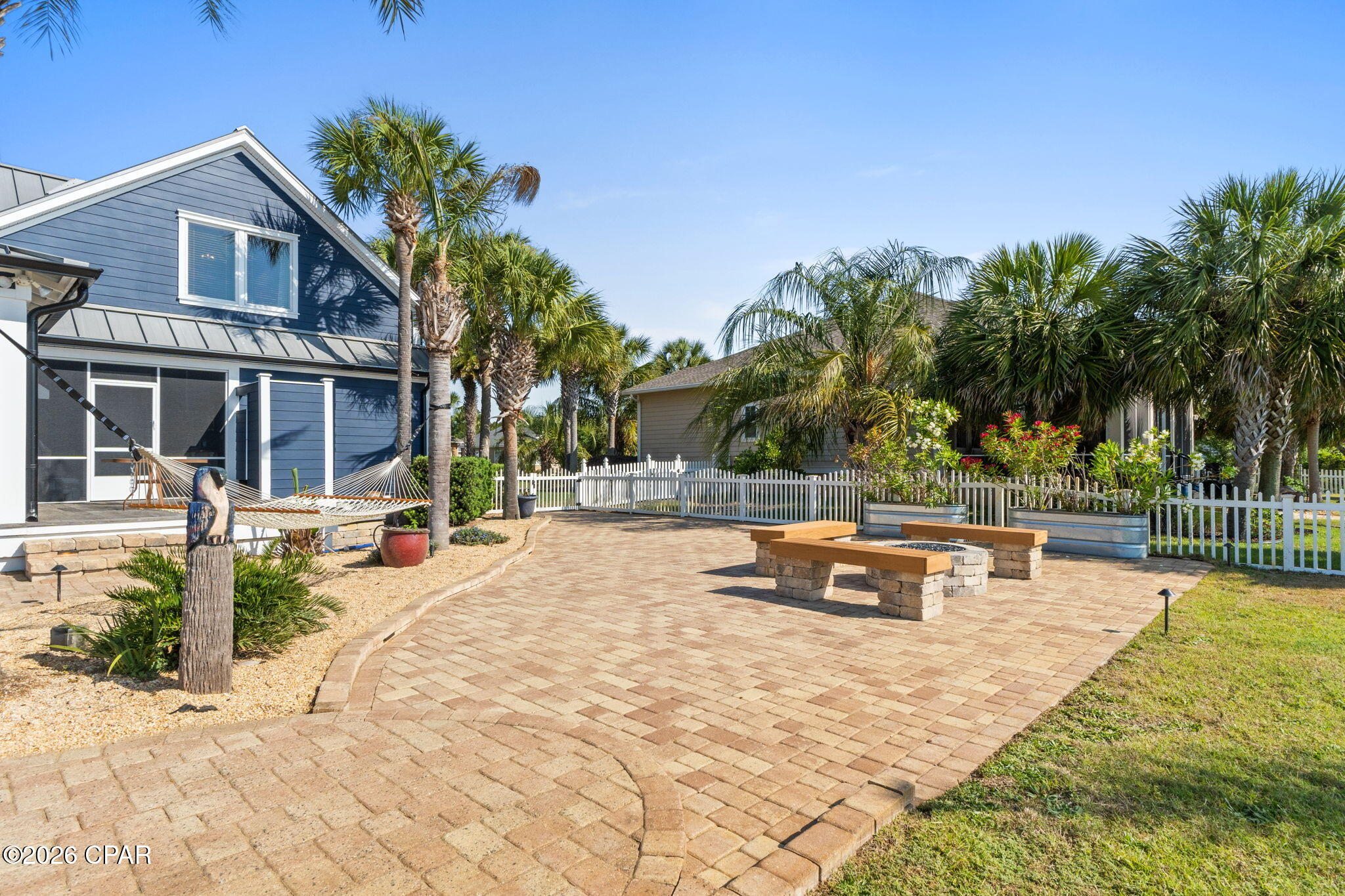 Dolphin Bay - Residential