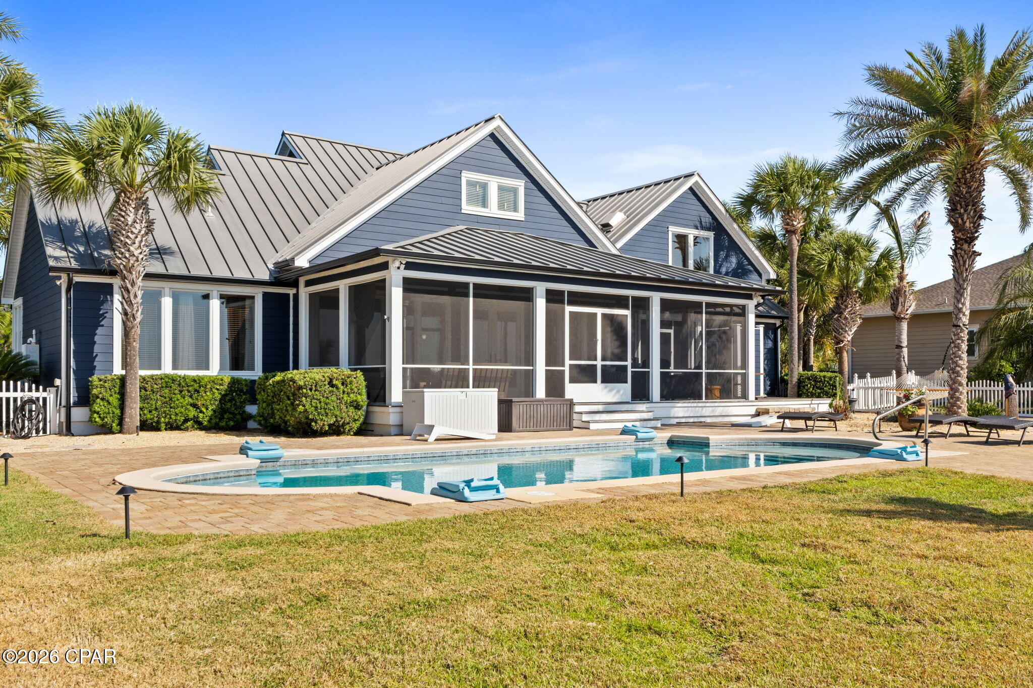 Dolphin Bay - Residential