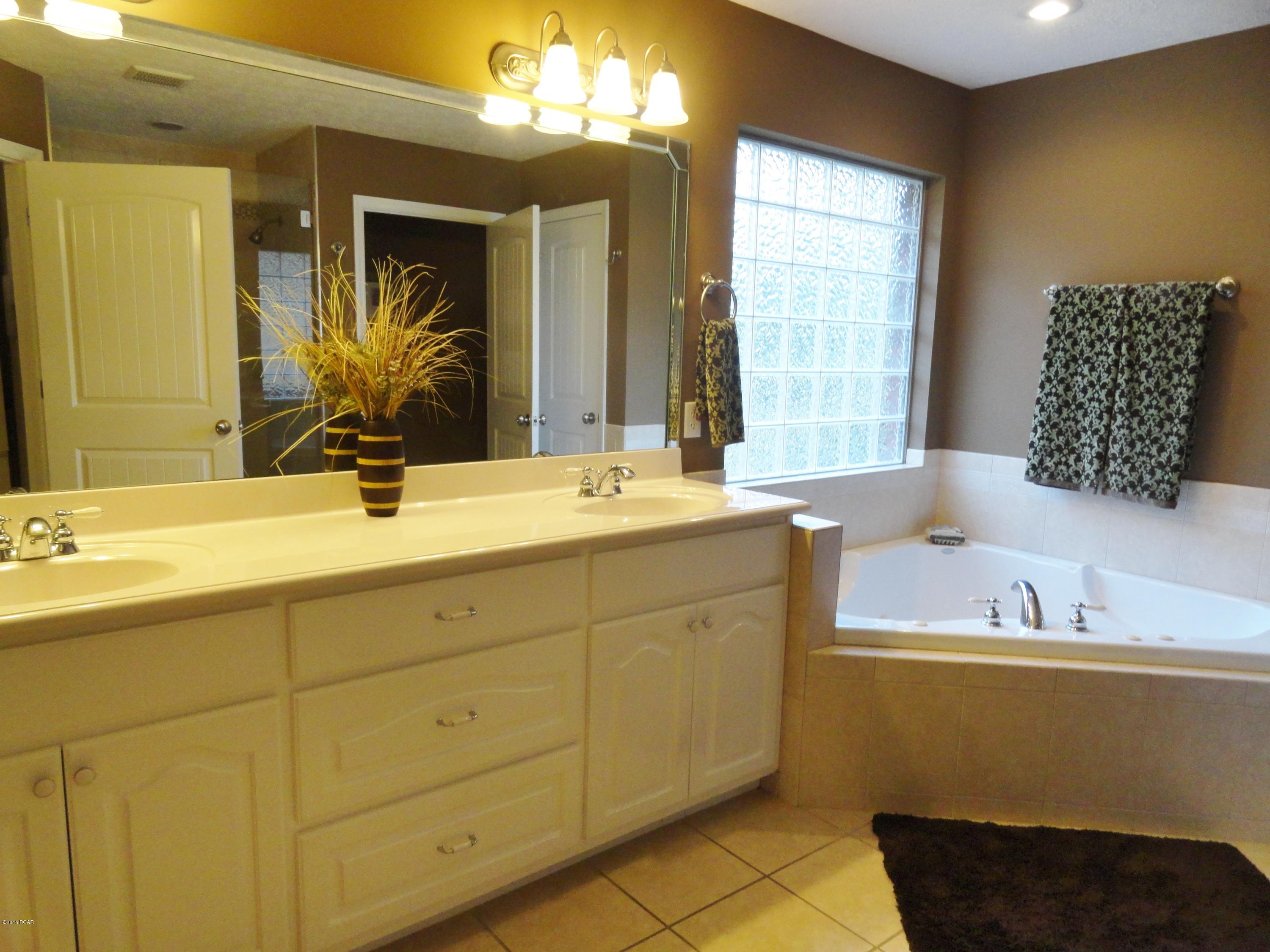 Hawks Landing - Residential