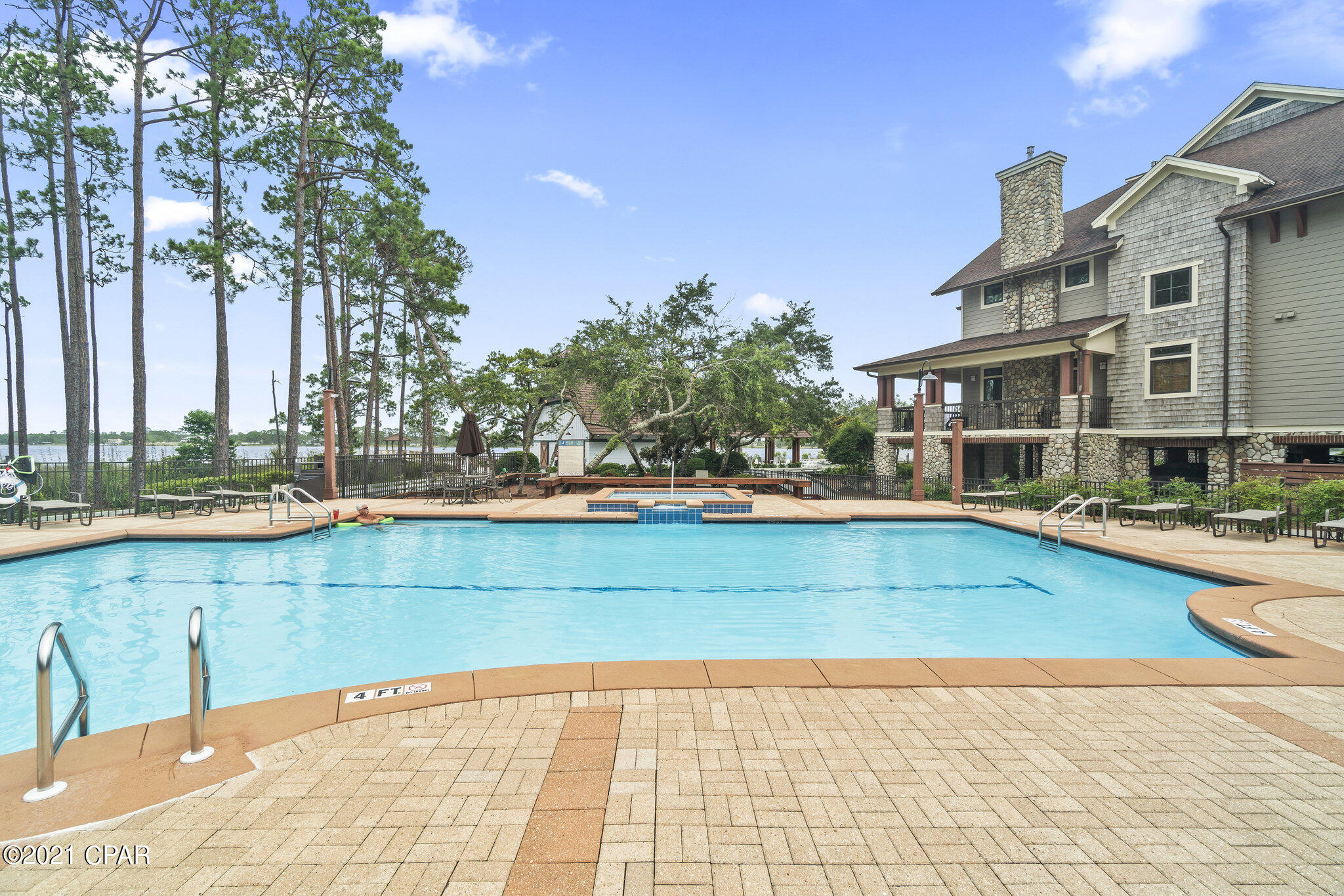 Lakeside Lodge At Prospect Pt - Residential