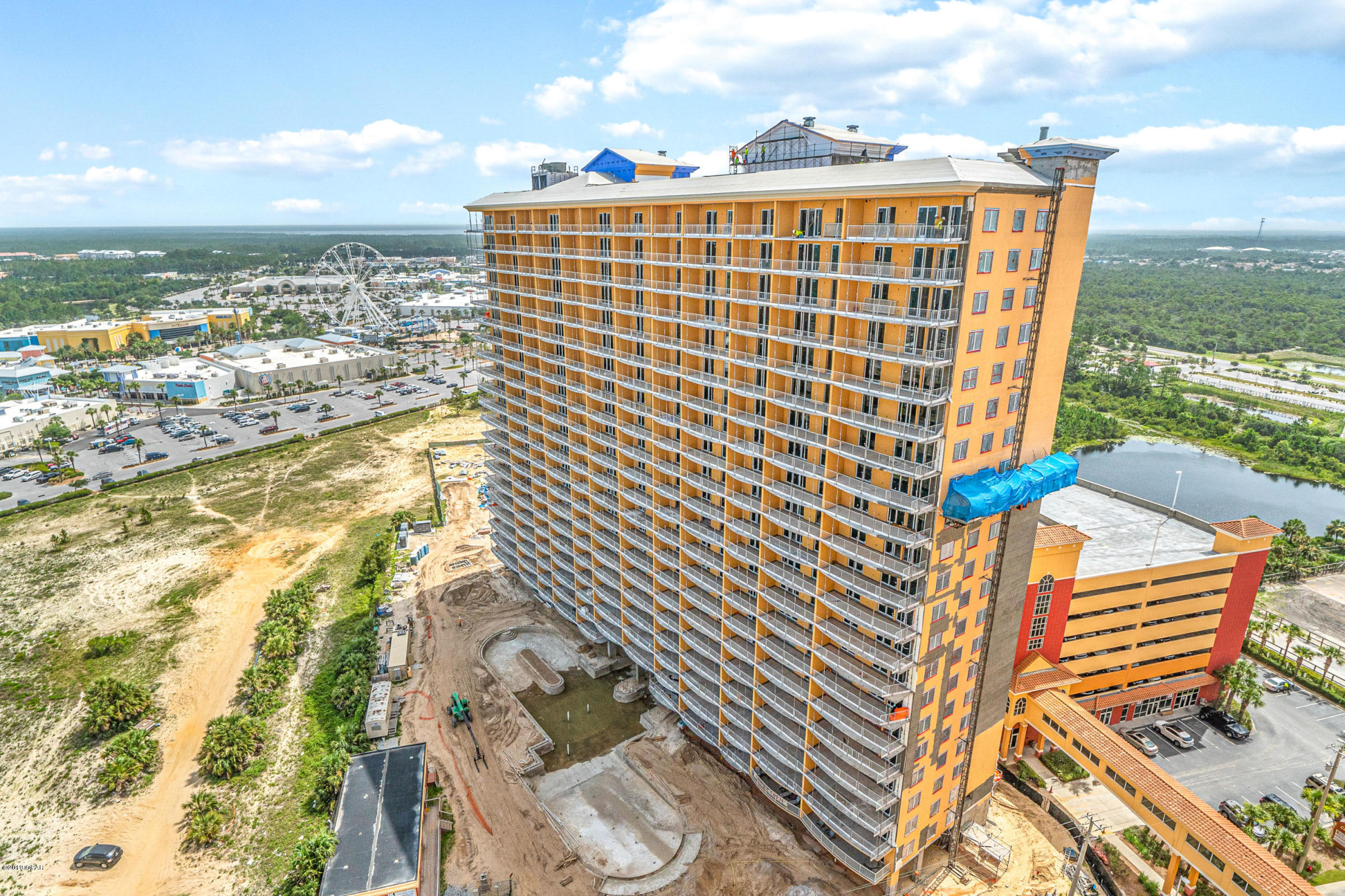 Calypso Towers III - Residential