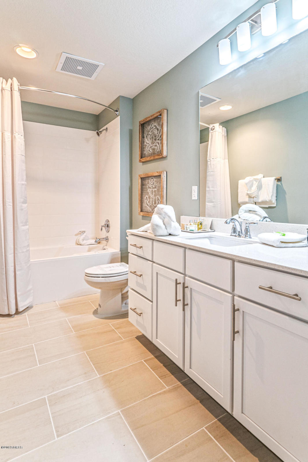 Calypso Towers III - Residential