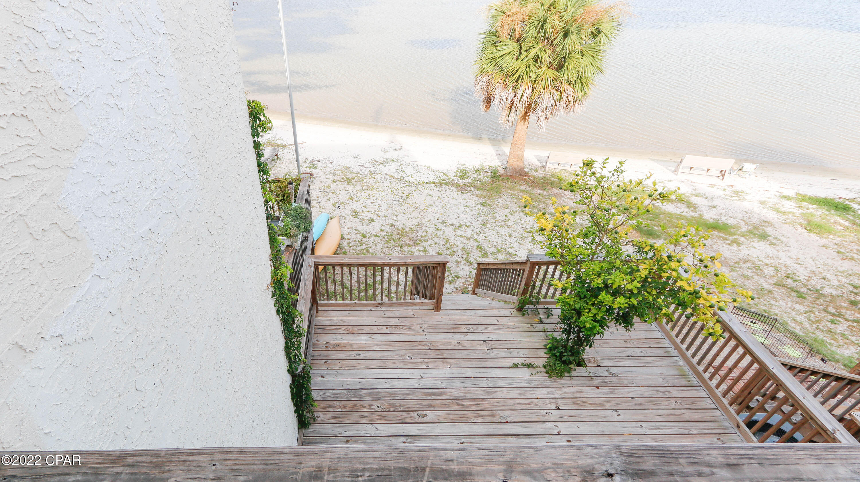 Oakshore Villas Twnhs - Residential