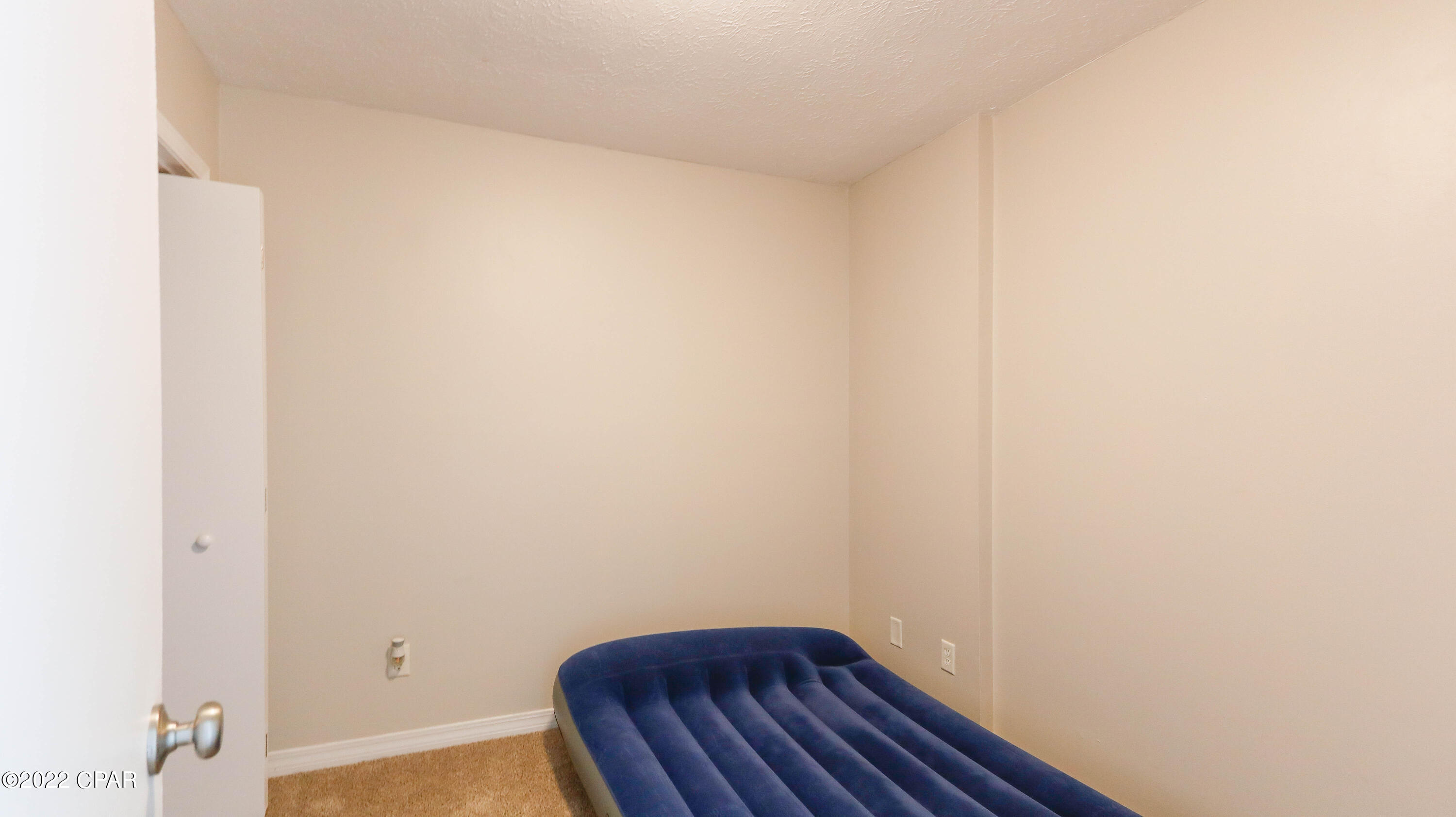 Oakshore Villas Twnhs - Residential