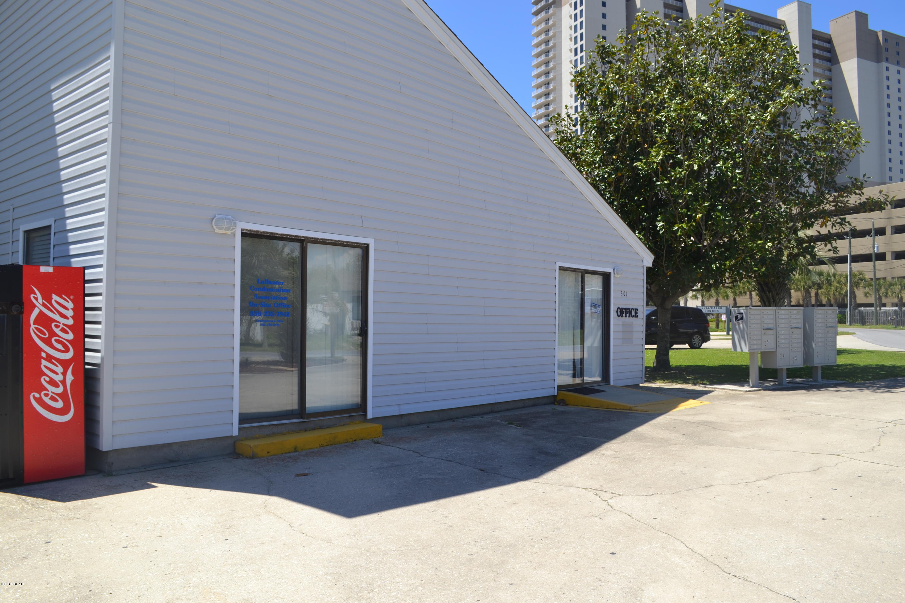 Lullwater Beach - Residential