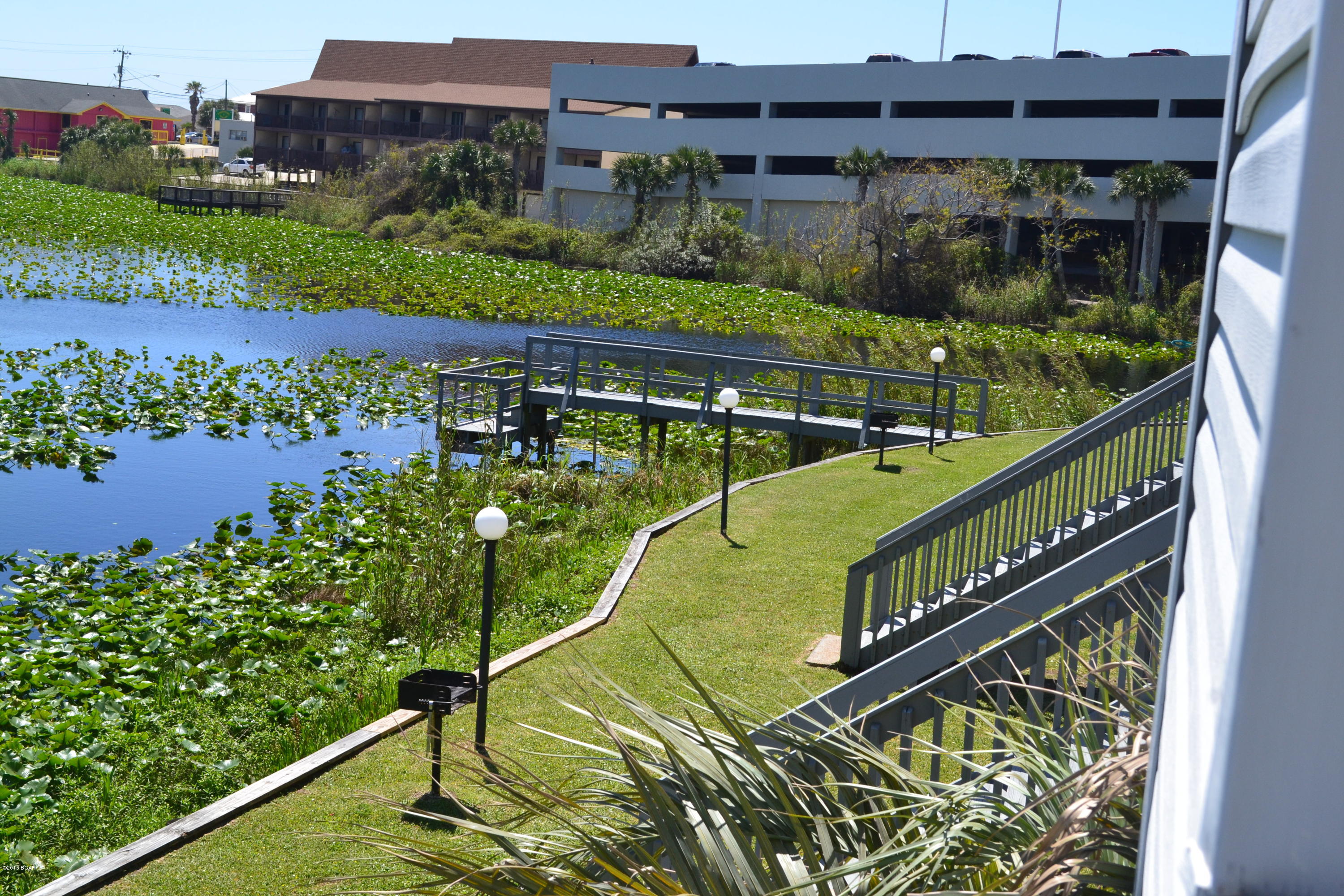 Lullwater Beach - Residential
