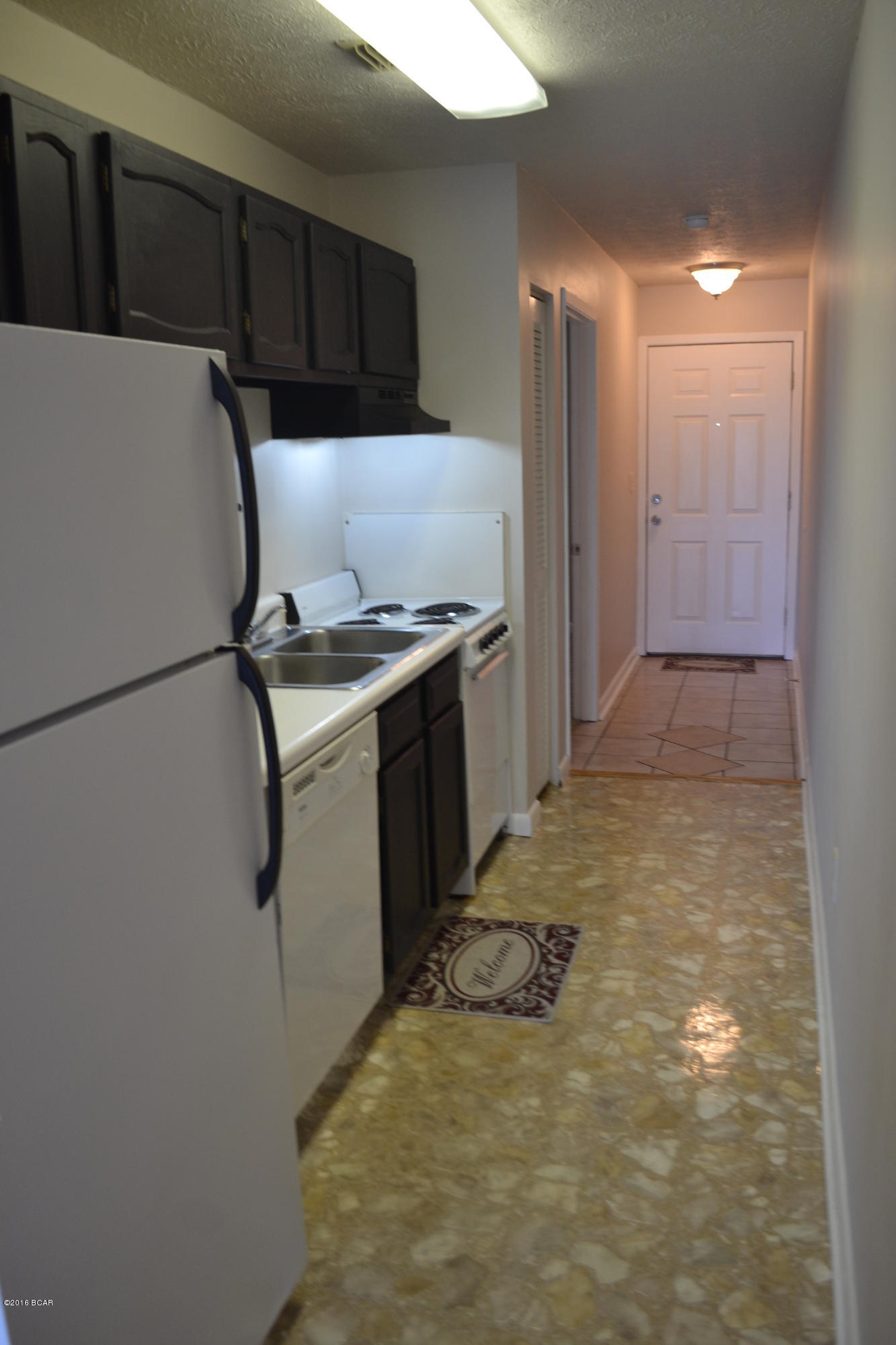 Lullwater Beach - Residential