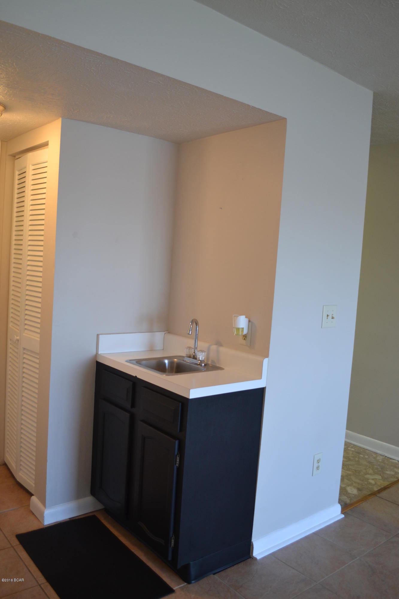 Lullwater Beach - Residential