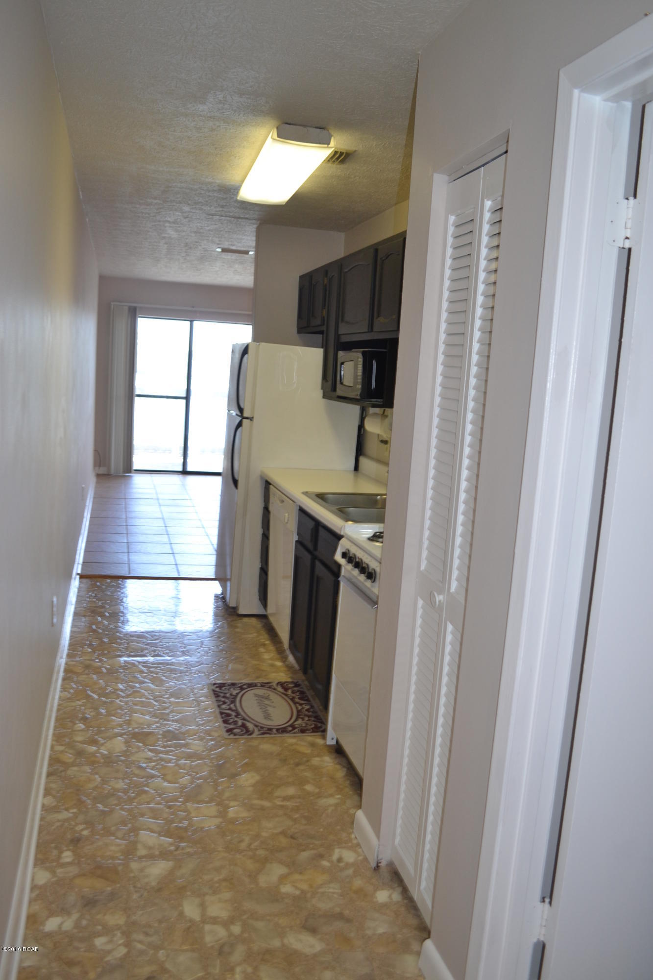 Lullwater Beach - Residential