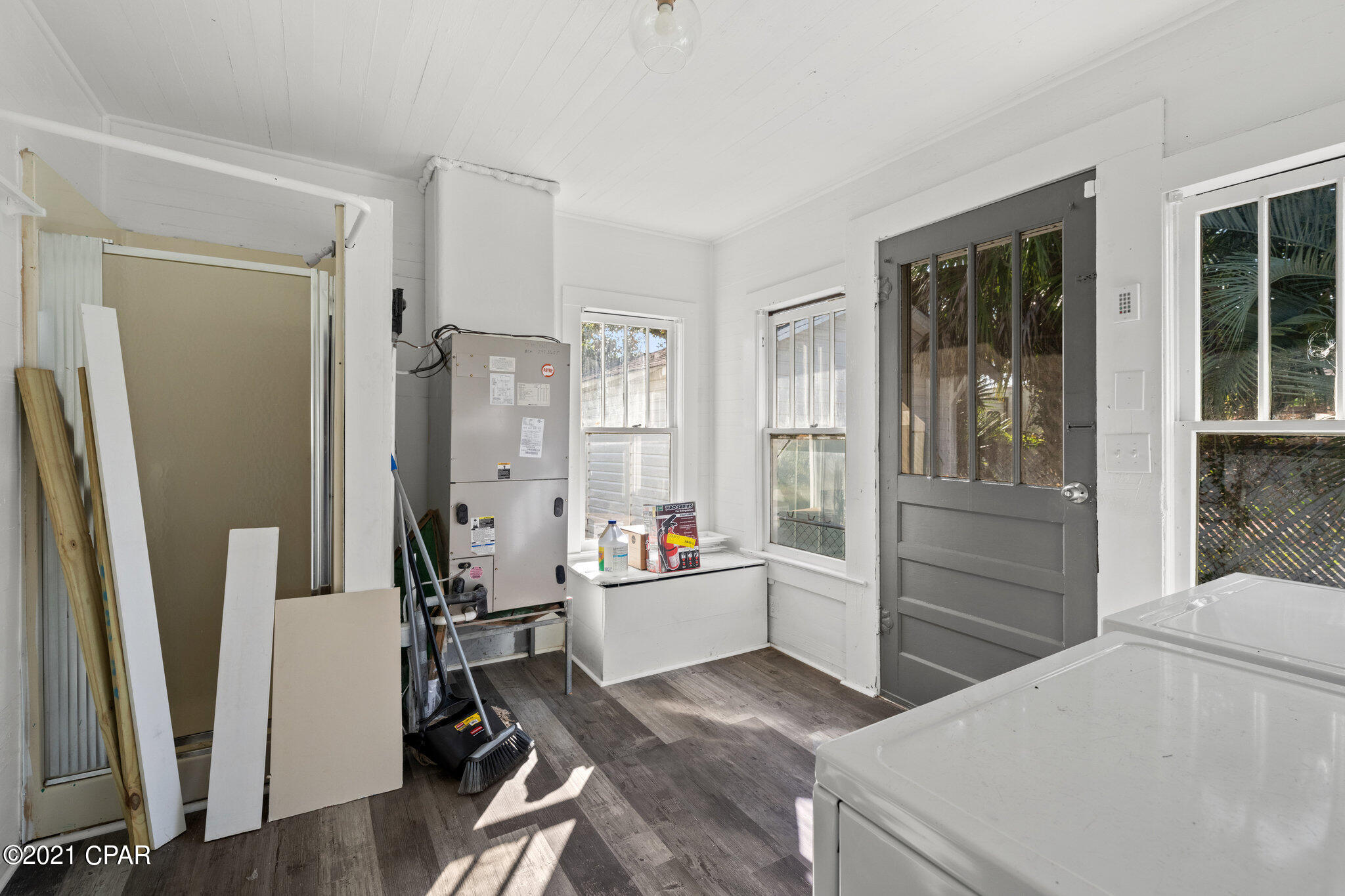 No Named Subdivision - Commercial Lease