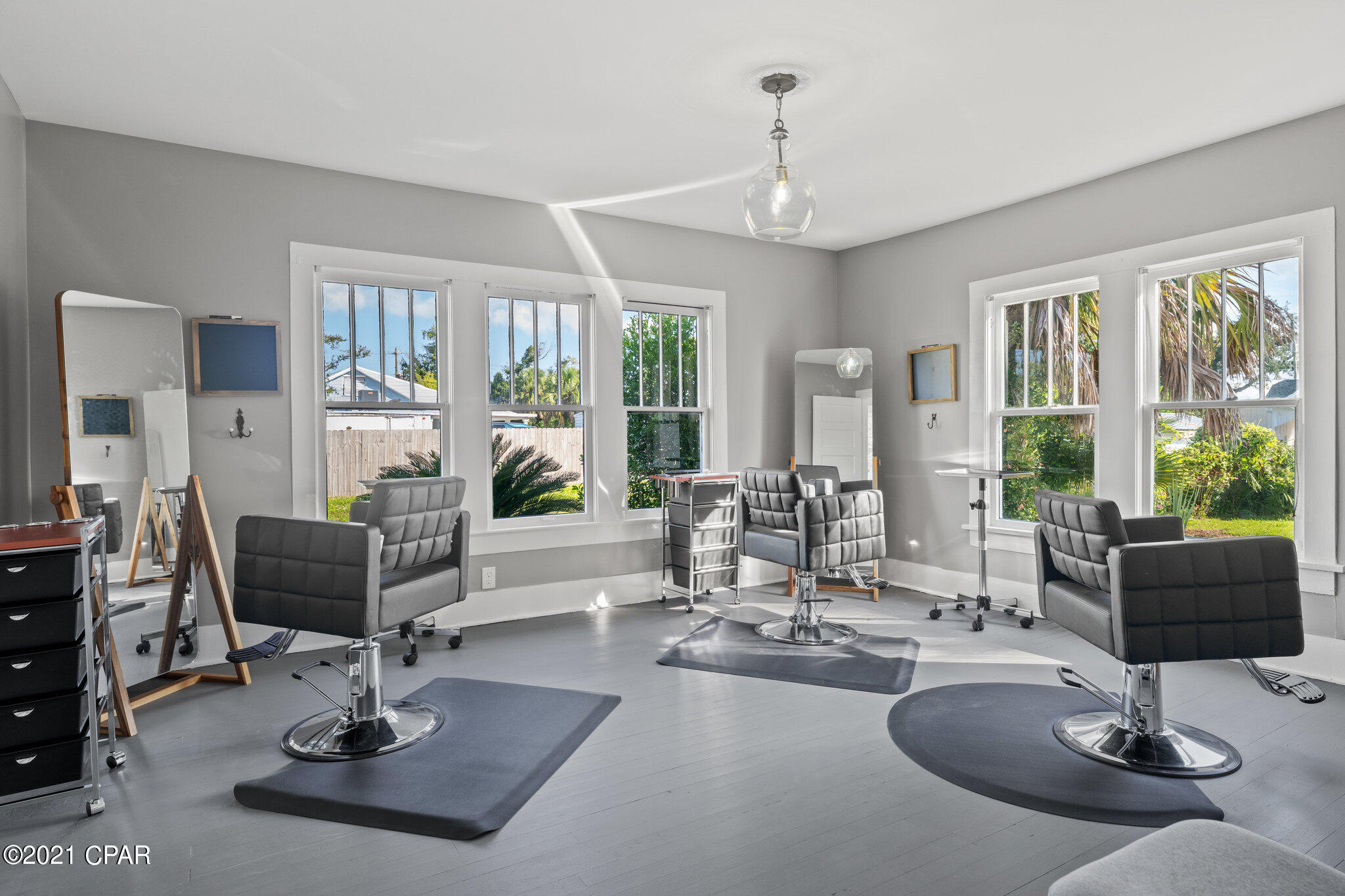 No Named Subdivision - Commercial Lease