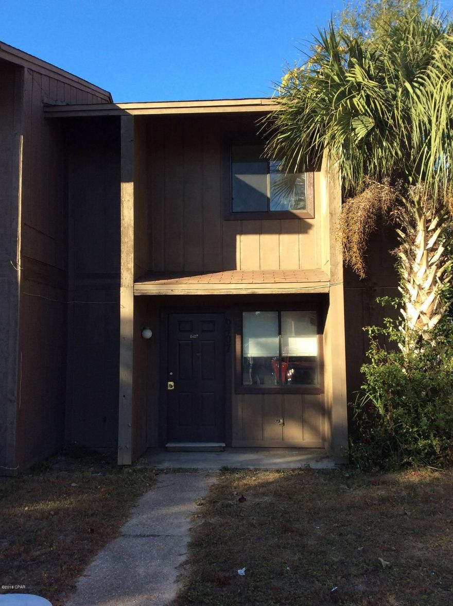 This is a 2 story townhouse with 2 bedrooms, 1.5 bathrooms and a spacious floor plan. This property is located conveniently to Tyndall AFB. It includes W/D hookups, oven, dishwasher, and refrigerator. 1/2 off security deposit for active military.



All measurements are approximate.