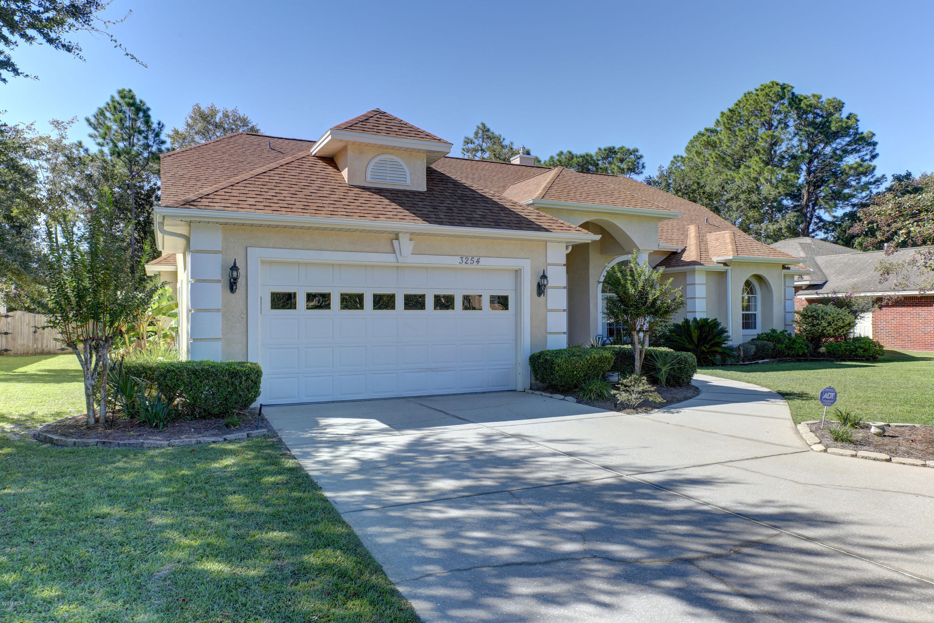 Country Club Harbour Estates - Residential