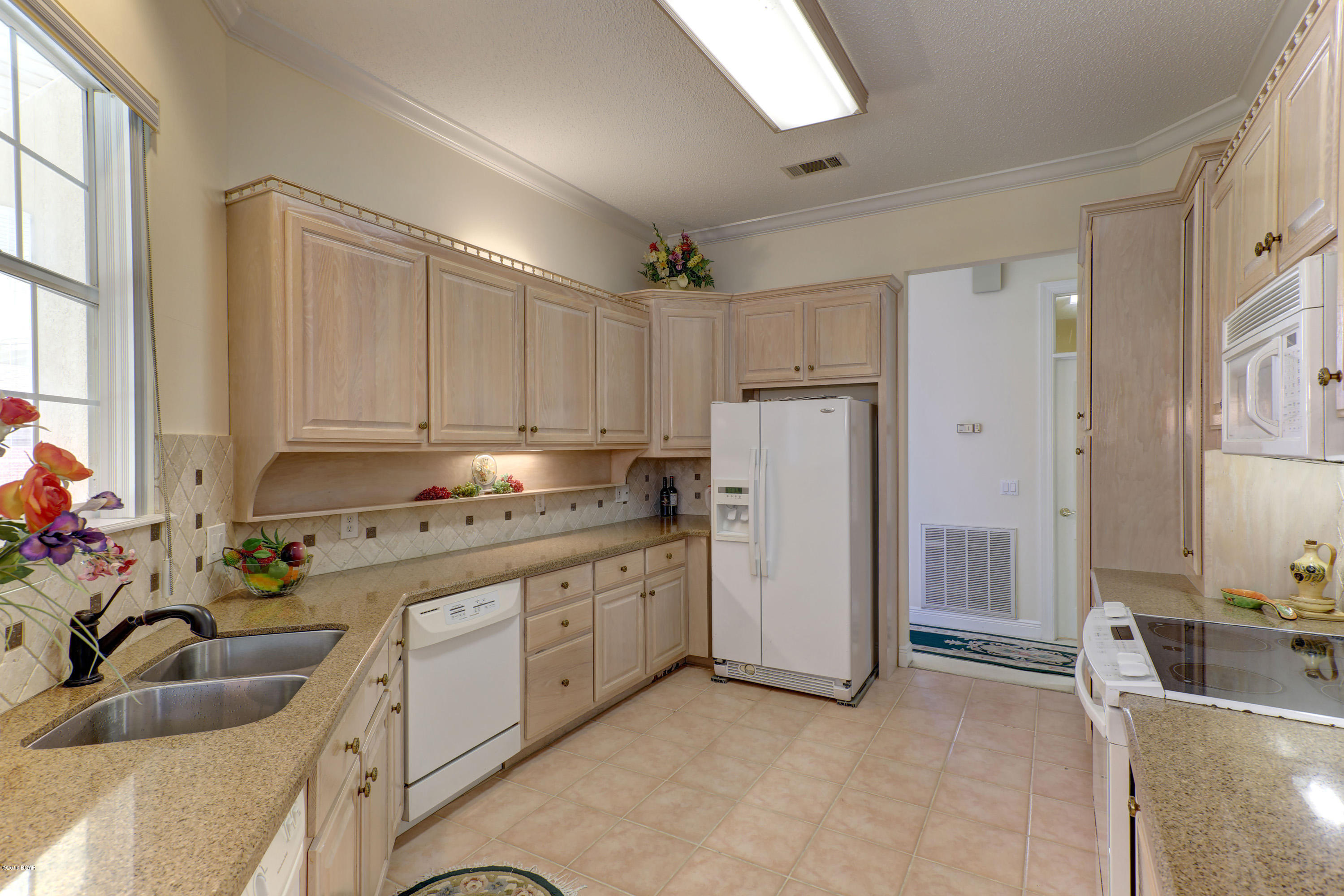 Country Club Harbour Estates - Residential