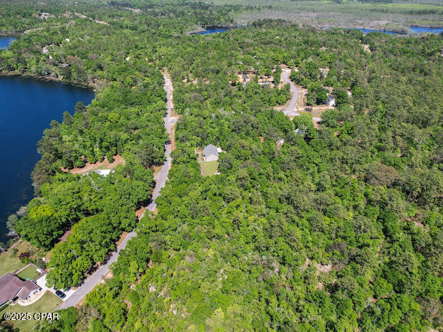 Paradise Lakes - Land