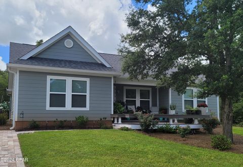 A home in Chipley