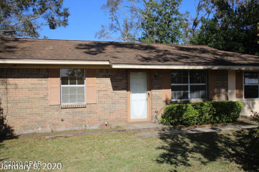 Brick home on half acre lot.  Large eat in kitchen living room, 3 bedrooms and 1 bath.  Will need  little TLC but will make a great home or investment.  This property is being sold AS IS. The buyer has a 7 day inspection period which starts once you receive the ratified contract. NO REPAIRS or PRICE ADJUSTMENT will be considered based upon inspection reports and/ or appraisal. Buyer is responsible for their own title policy and seller recommends the buyer obtain title insurance. This property may qualify for Seller Financing (Vendee)  Property was built prior to 1978 and lead based paint may potentially exist.