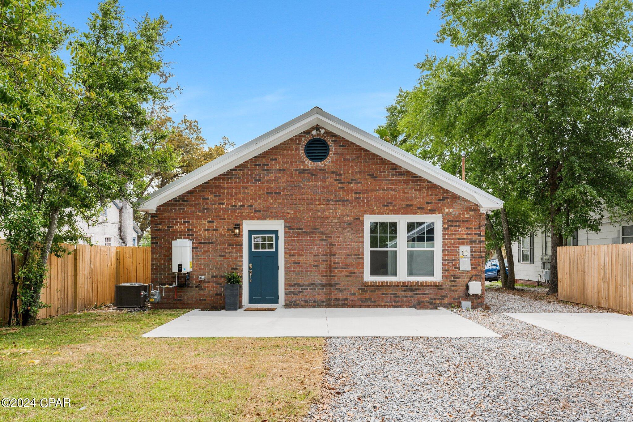 Sudduths 1st Add - Residential