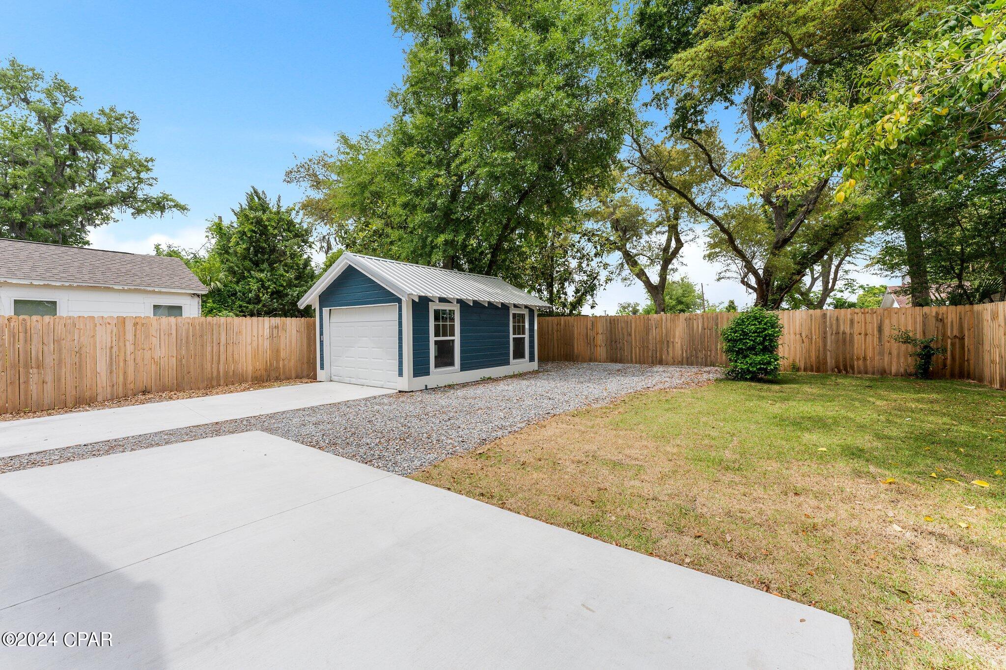 Sudduths 1st Add - Residential