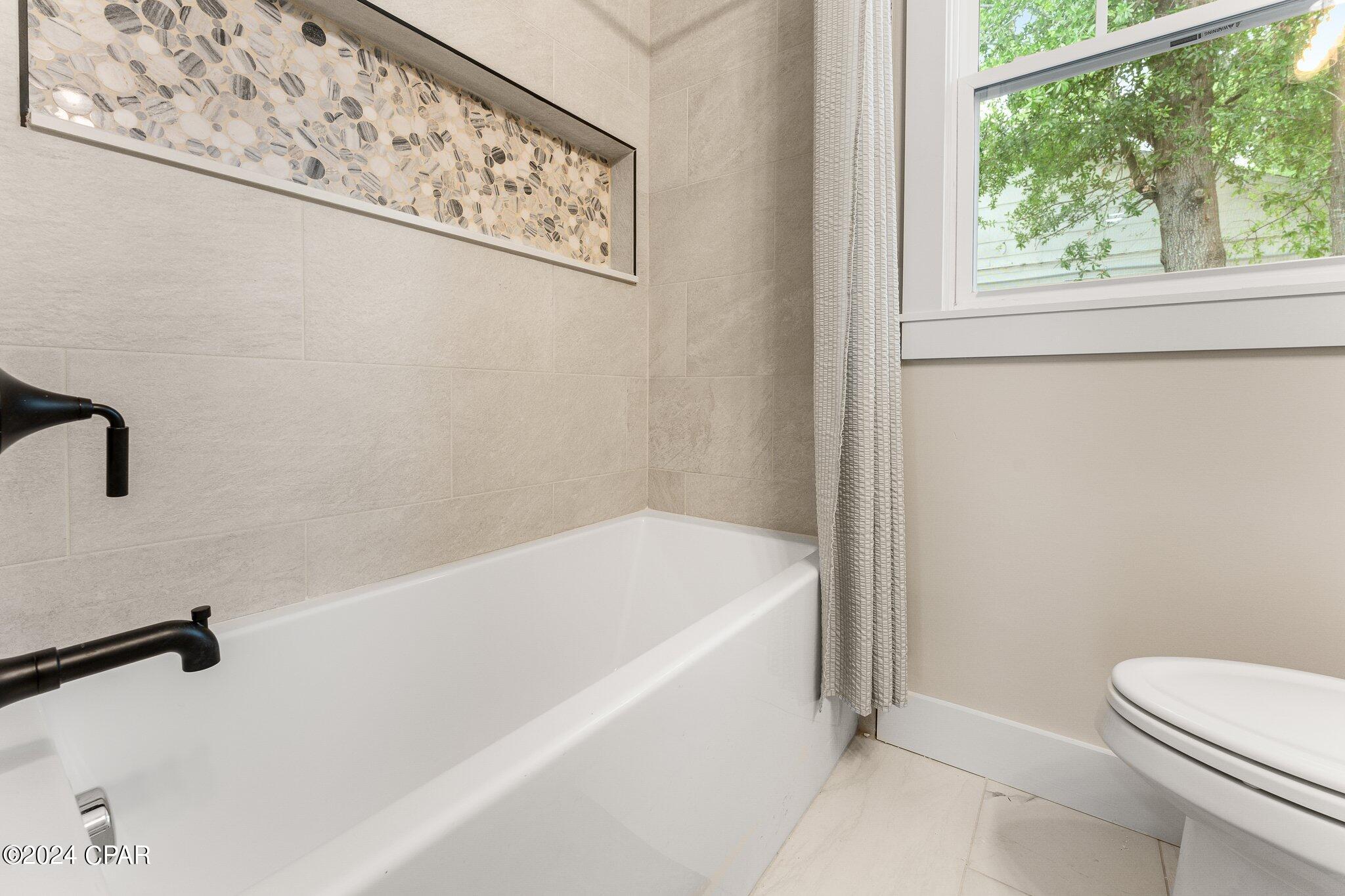 Sudduths 1st Add - Residential