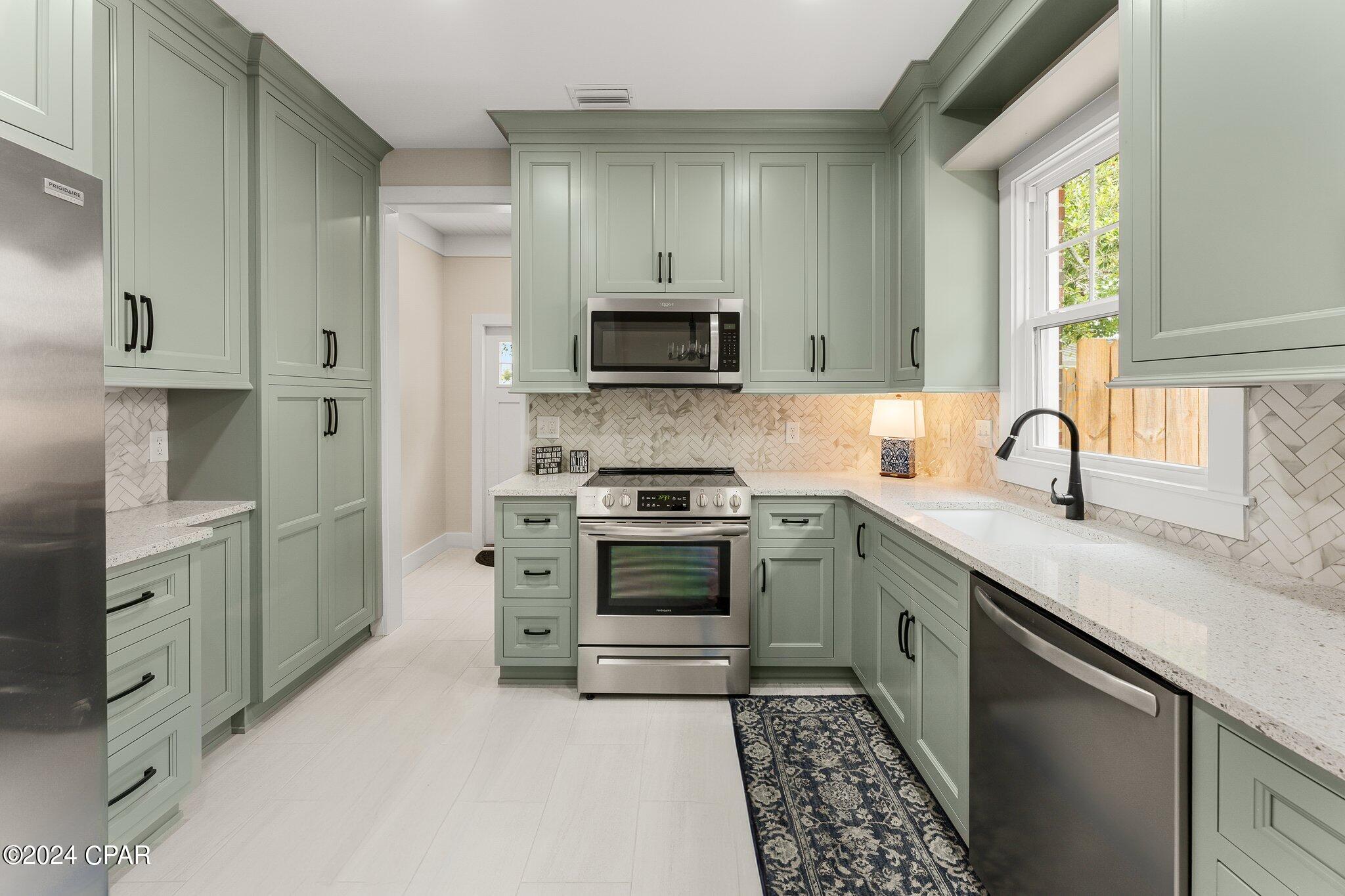 Sudduths 1st Add - Residential