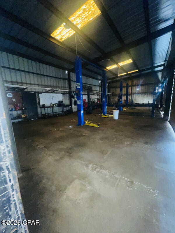 [No Recorded Subdiv] - Commercial Sale