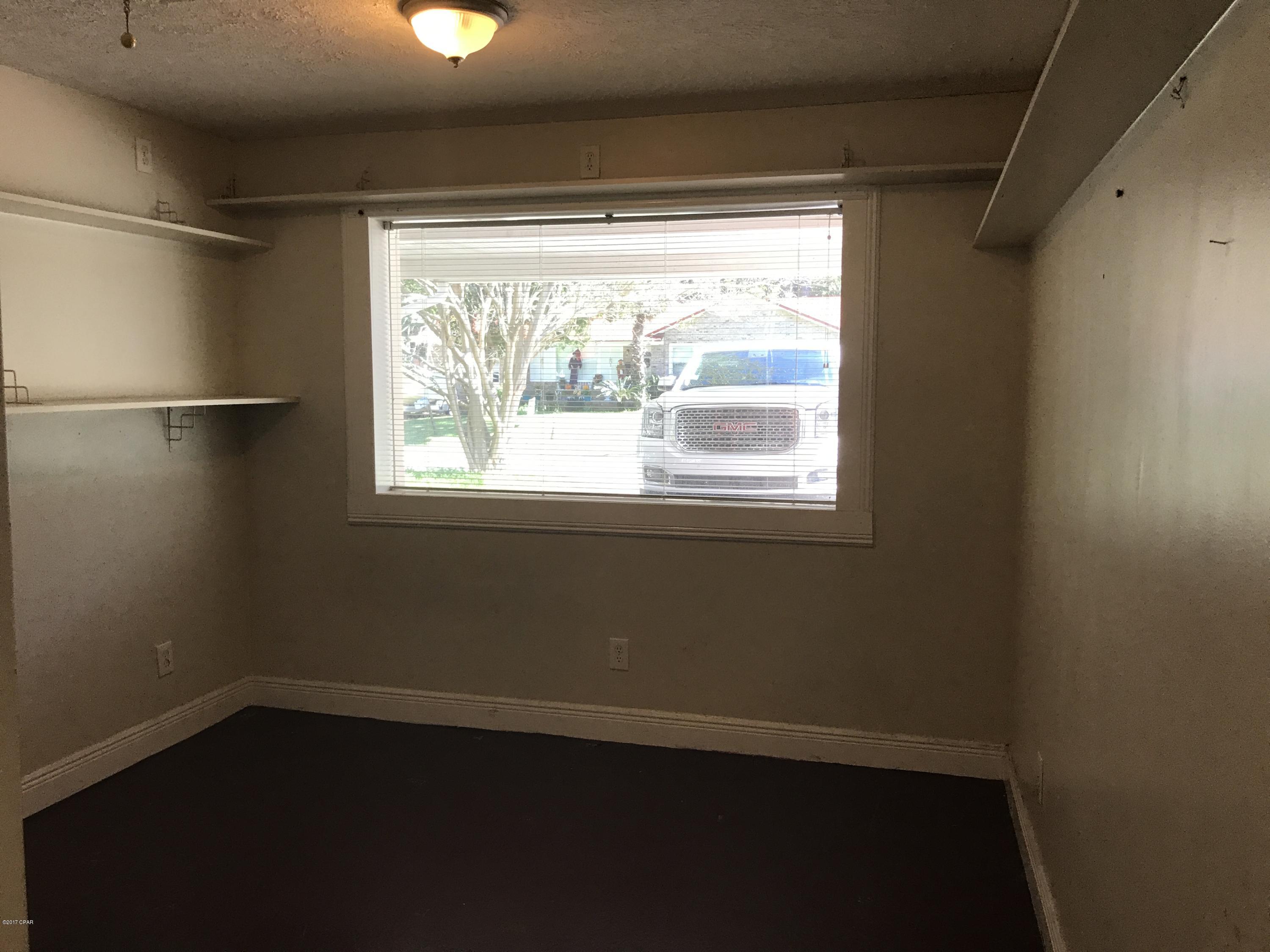 Sudduths 1st Add - Residential