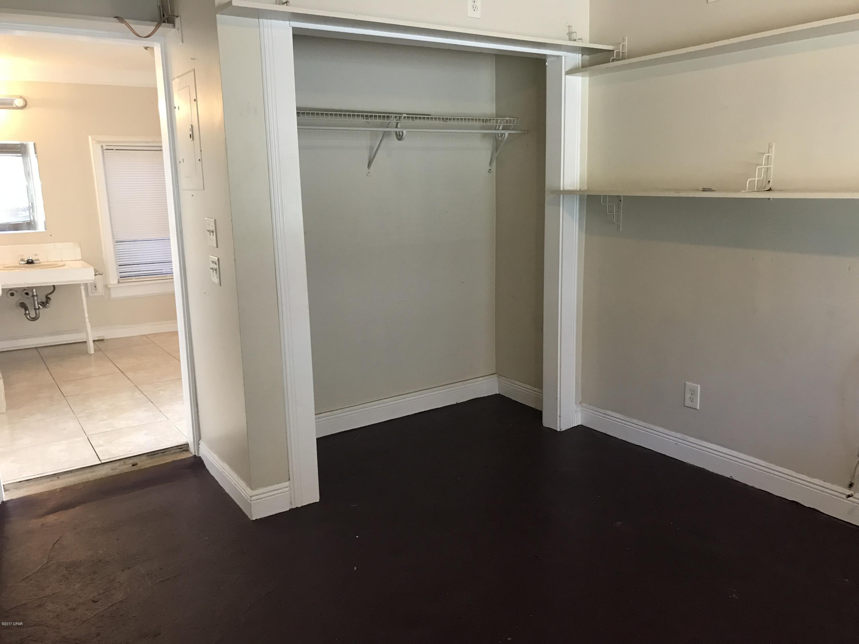 Sudduths 1st Add - Residential