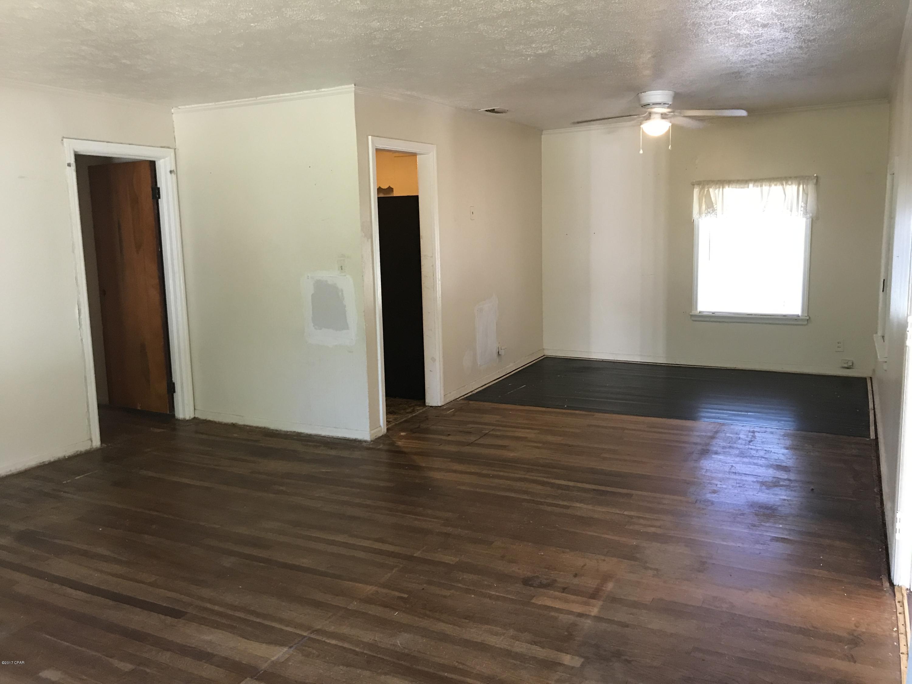 Sudduths 1st Add - Residential