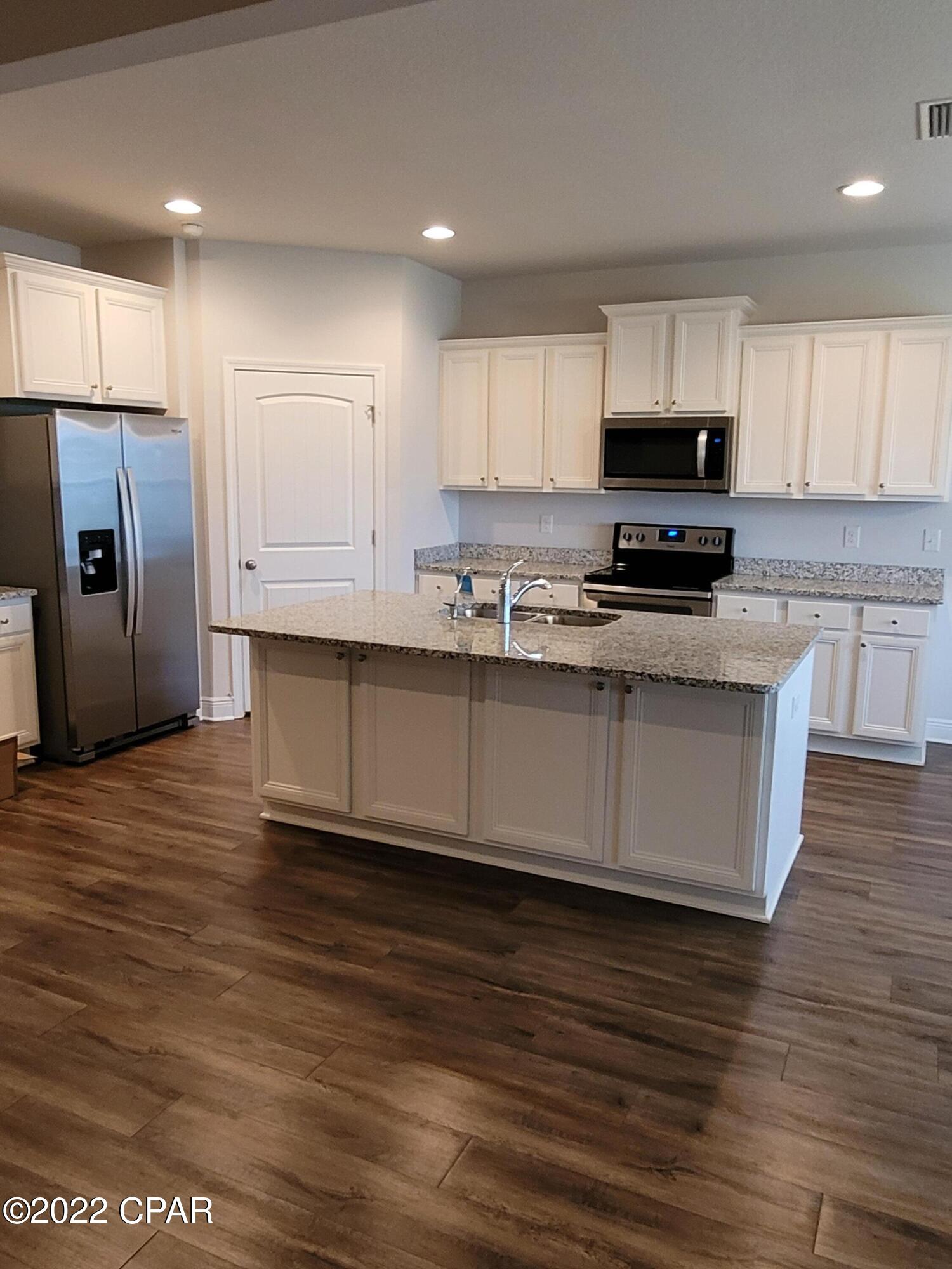 Bridge Harbor - Residential Lease