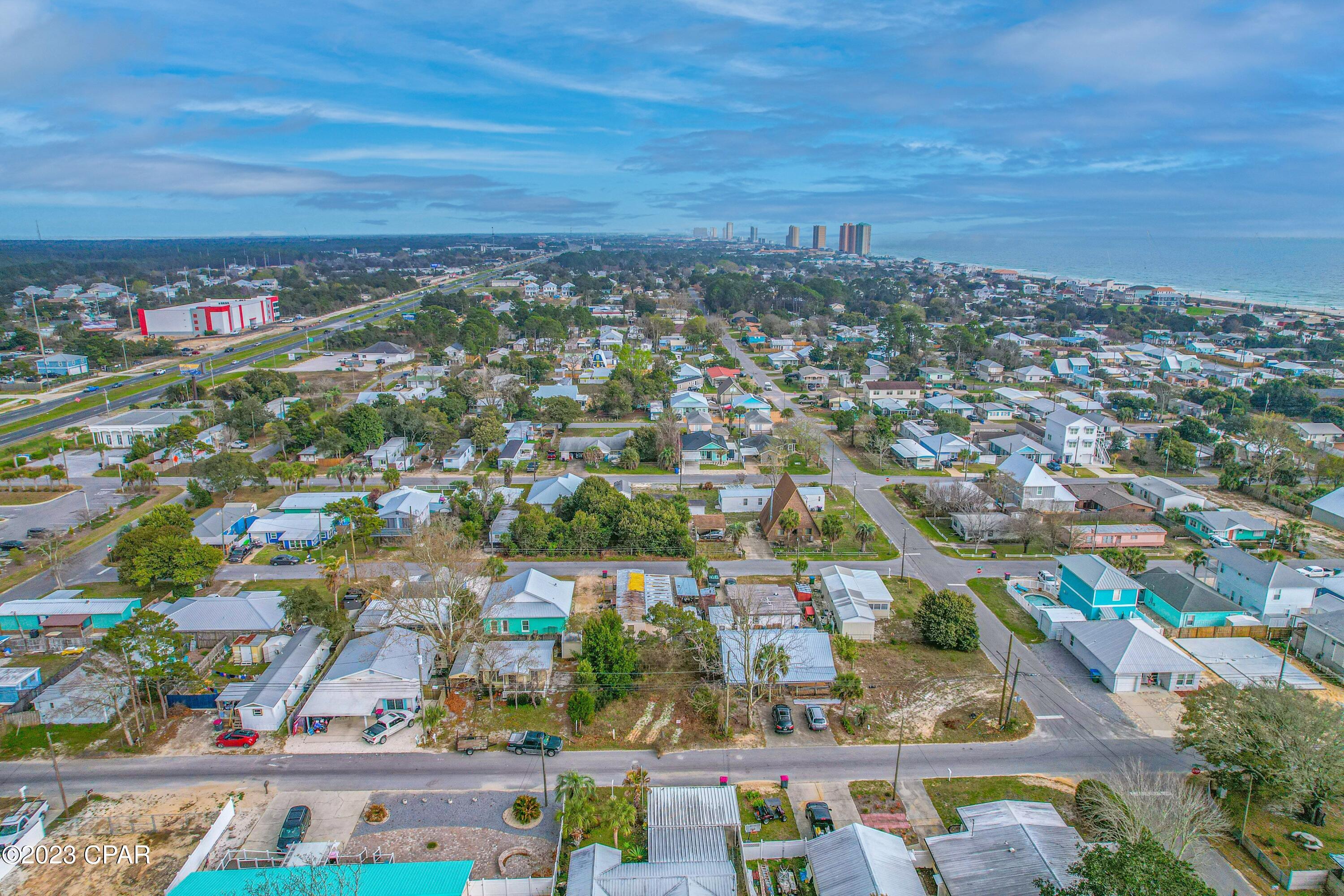 Laguna Beach Estates 6th Add - Residential