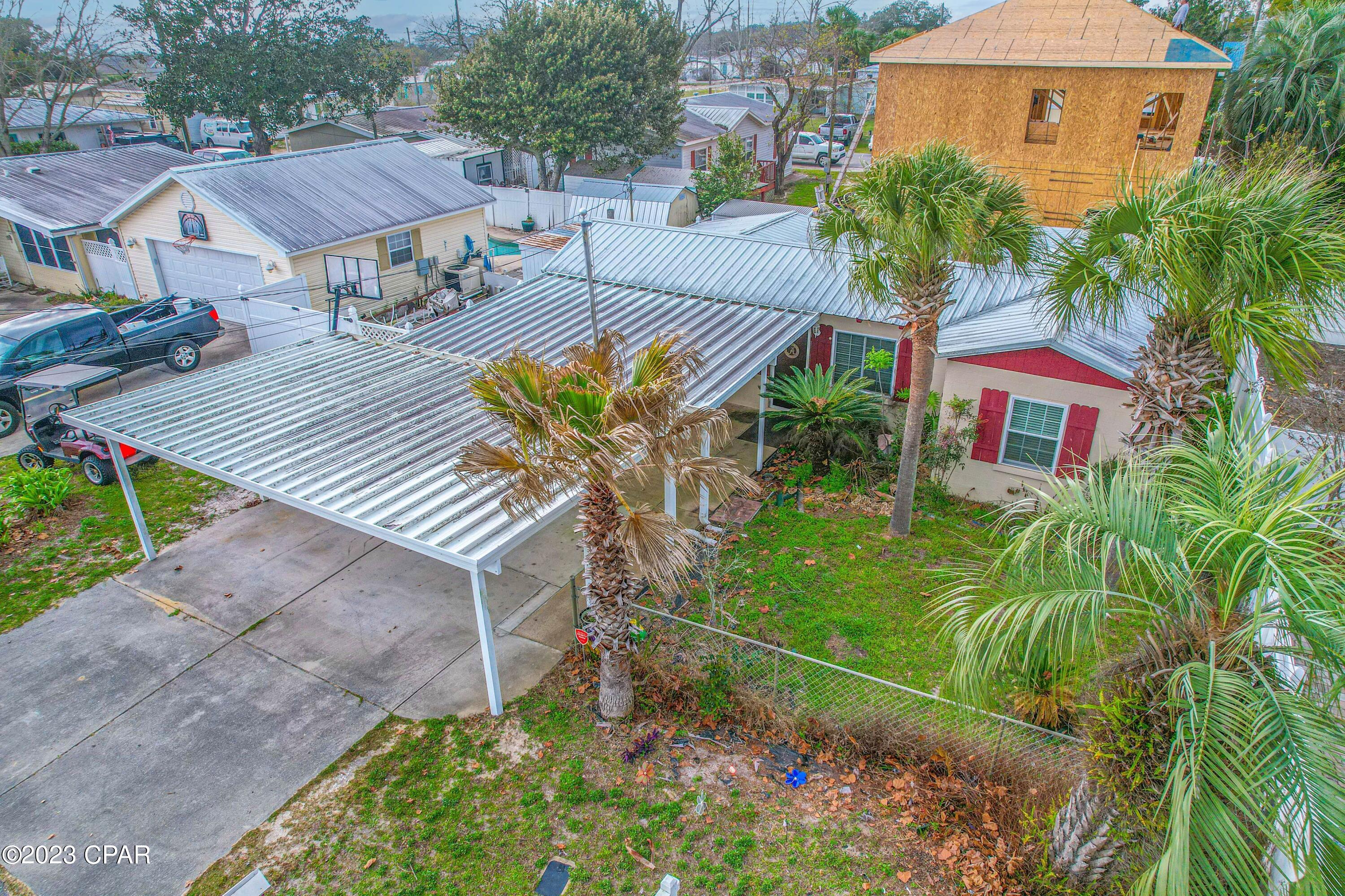 Laguna Beach Estates 6th Add - Residential