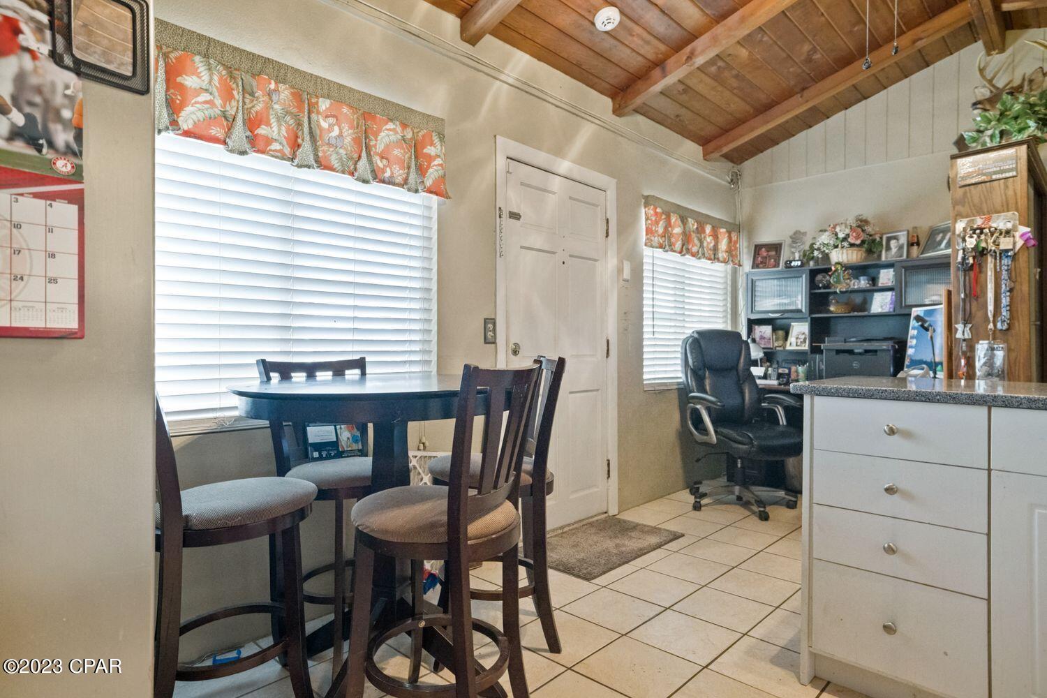 Laguna Beach Estates 6th Add - Residential