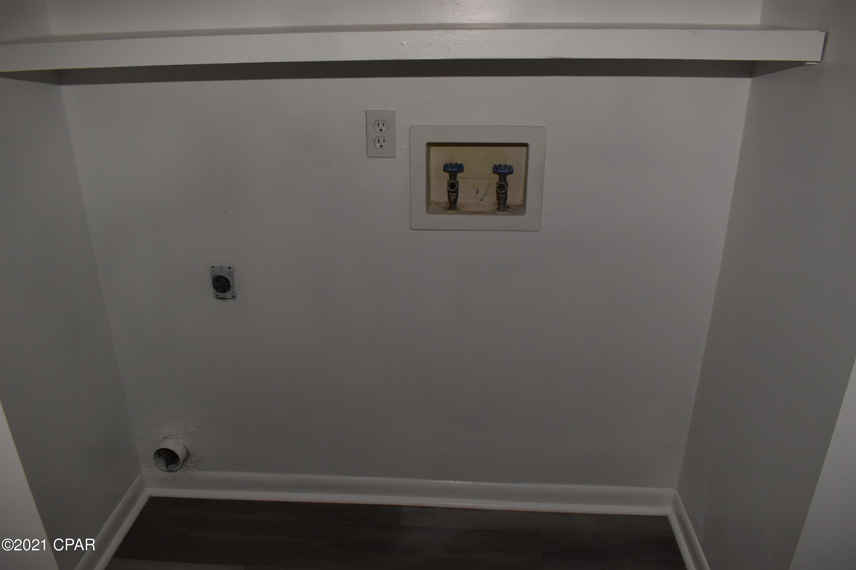 [No Recorded Subdiv] - Residential Lease