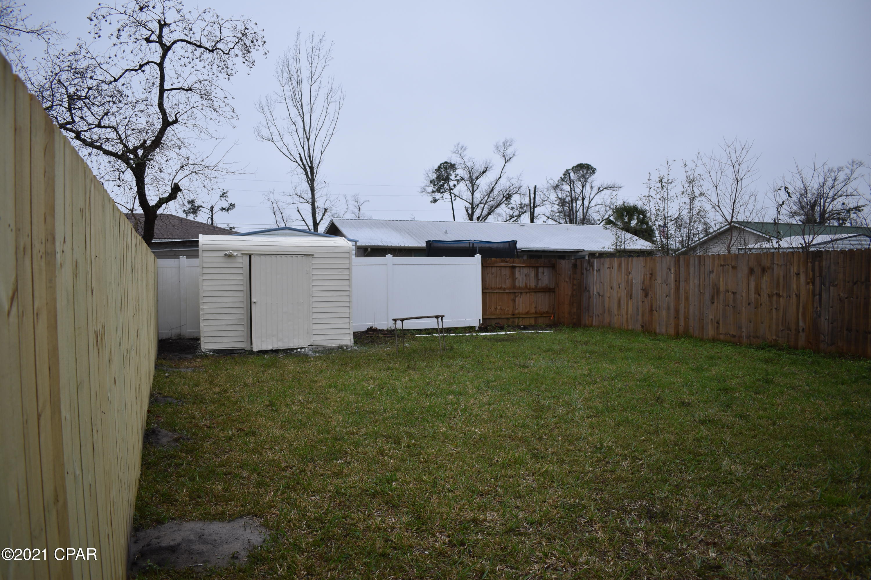 [No Recorded Subdiv] - Residential Lease